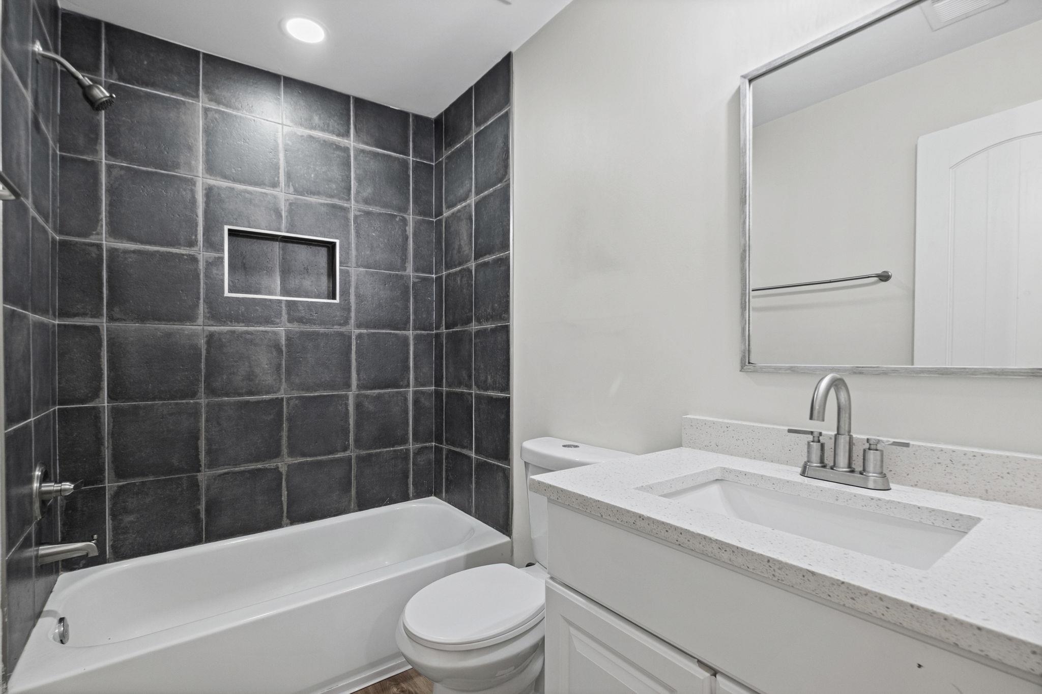 2861 Beverly Hills Rd Property Photo 13