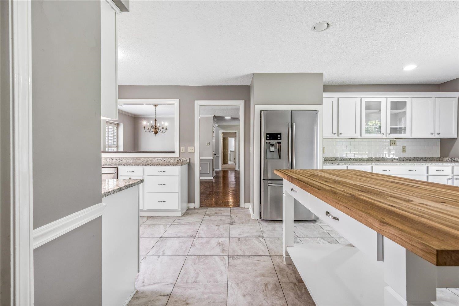 3078 Circle Gate Dr Property Photo 13
