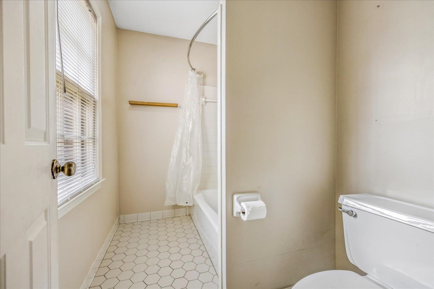 3078 Circle Gate Dr Property Photo 20