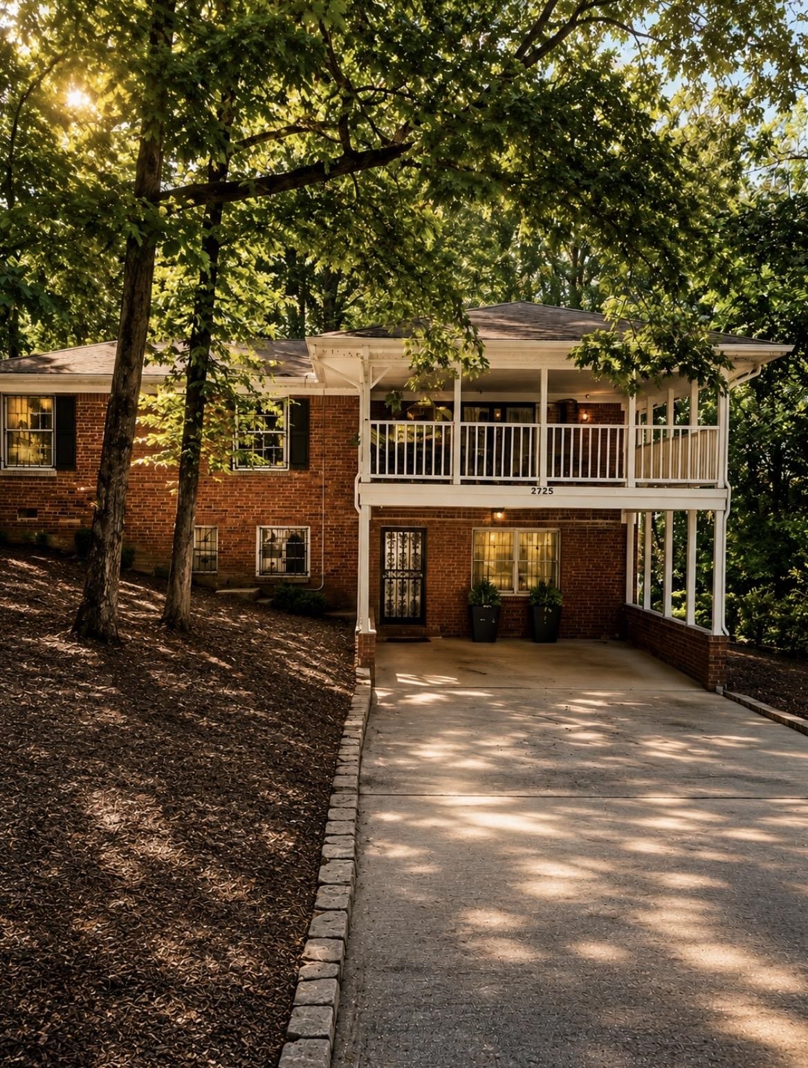 2725 COVINGTON PIKE RD