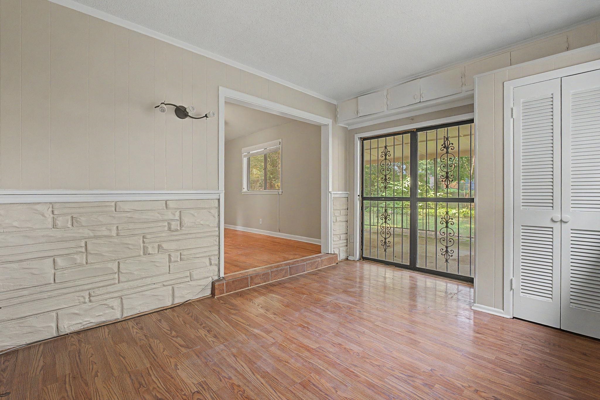2603 Elmore Park Rd Property Photo 24