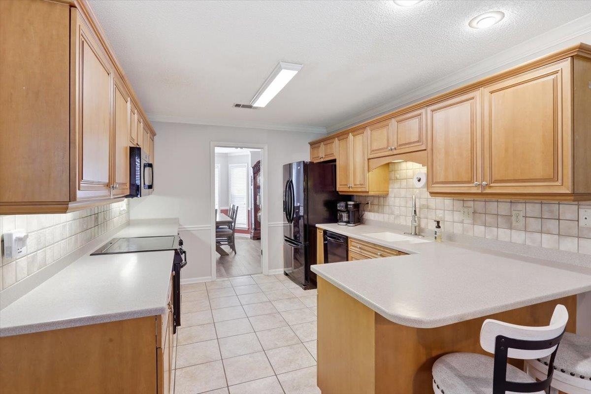 3970 Altruria Rd Property Photo 8