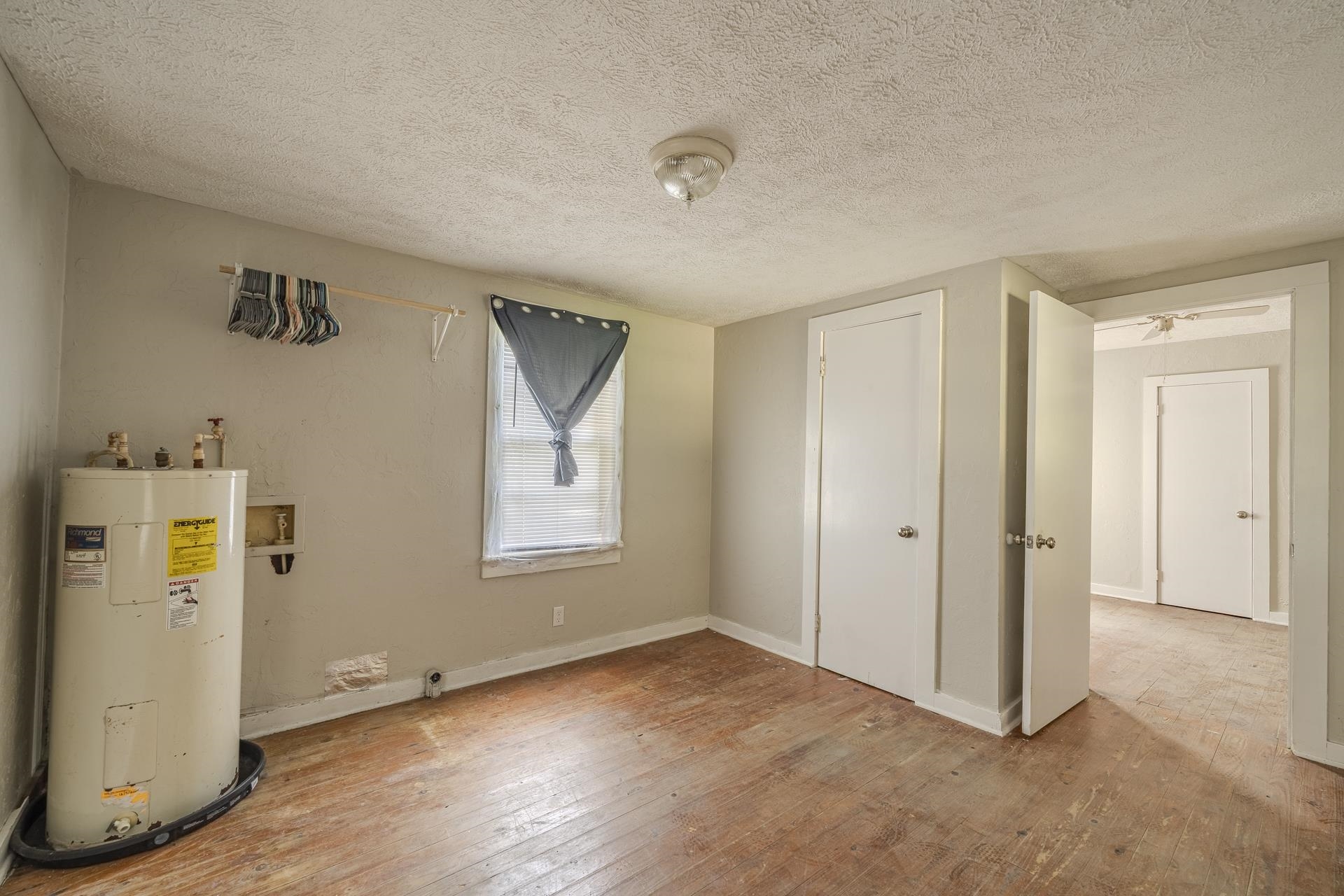 114 S Parkway Ave Property Photo 26