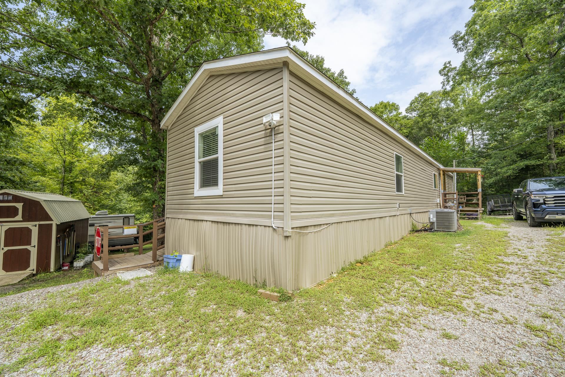 311 Dew Drop Rd Property Photo 27