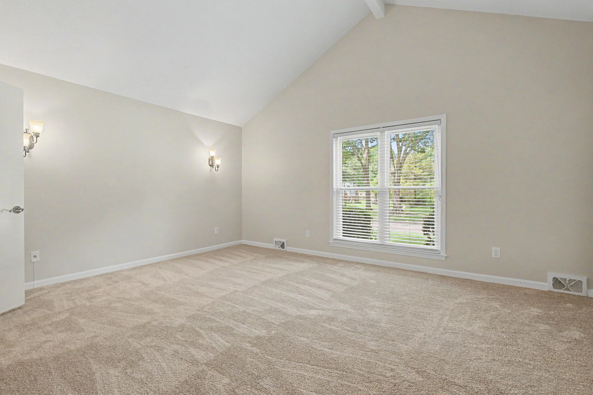 1410 Riverwood Cv Property Photo 18