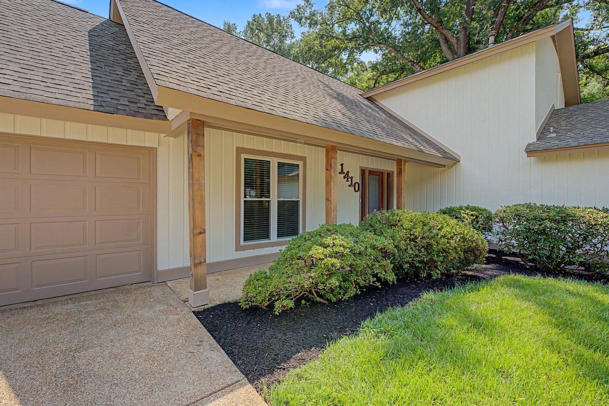 1410 Riverwood Cv Property Photo 32