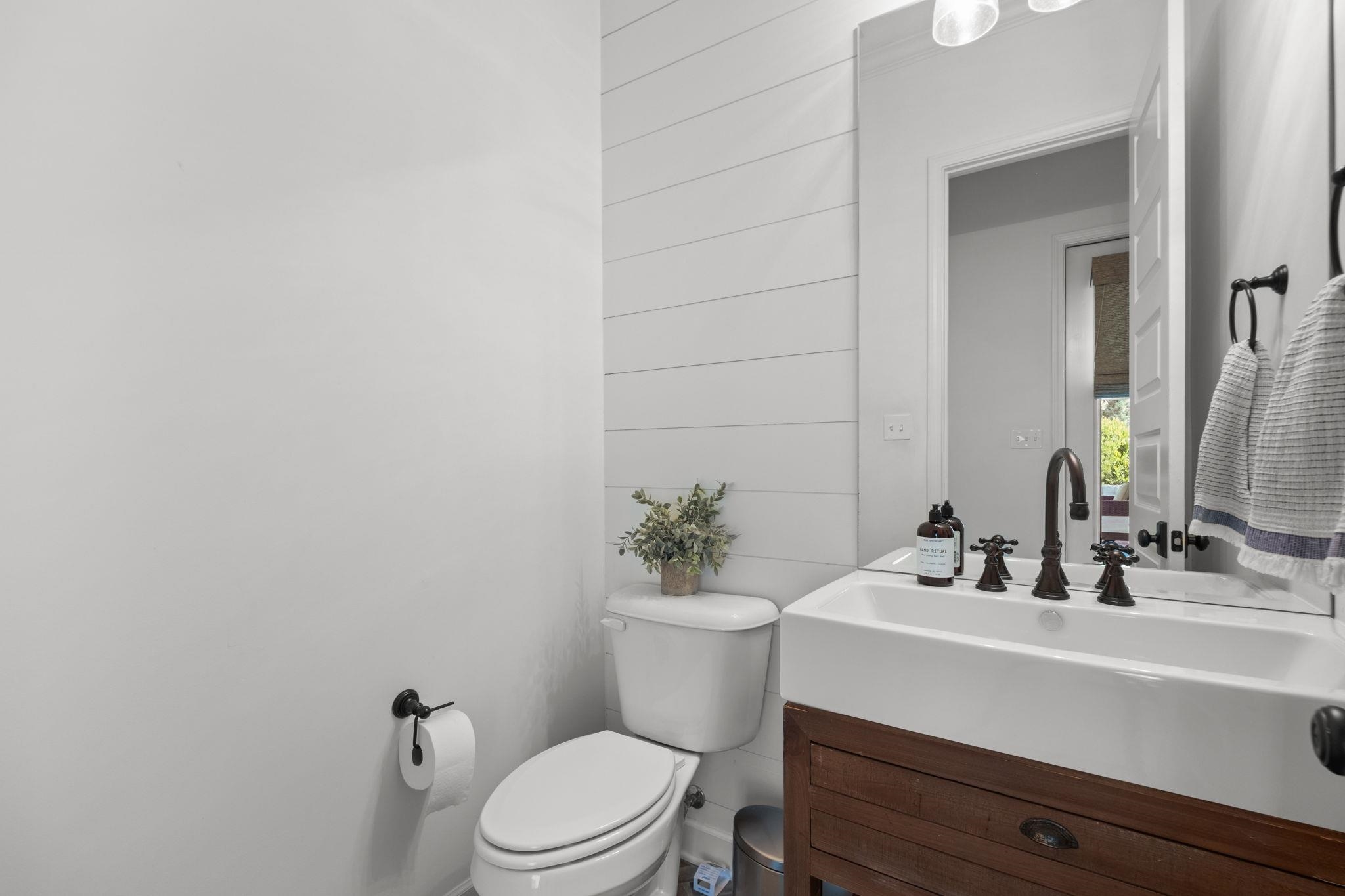 130 Grange St Property Photo 29