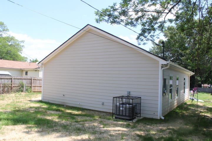 4231 Wanatah St Property Photo 8
