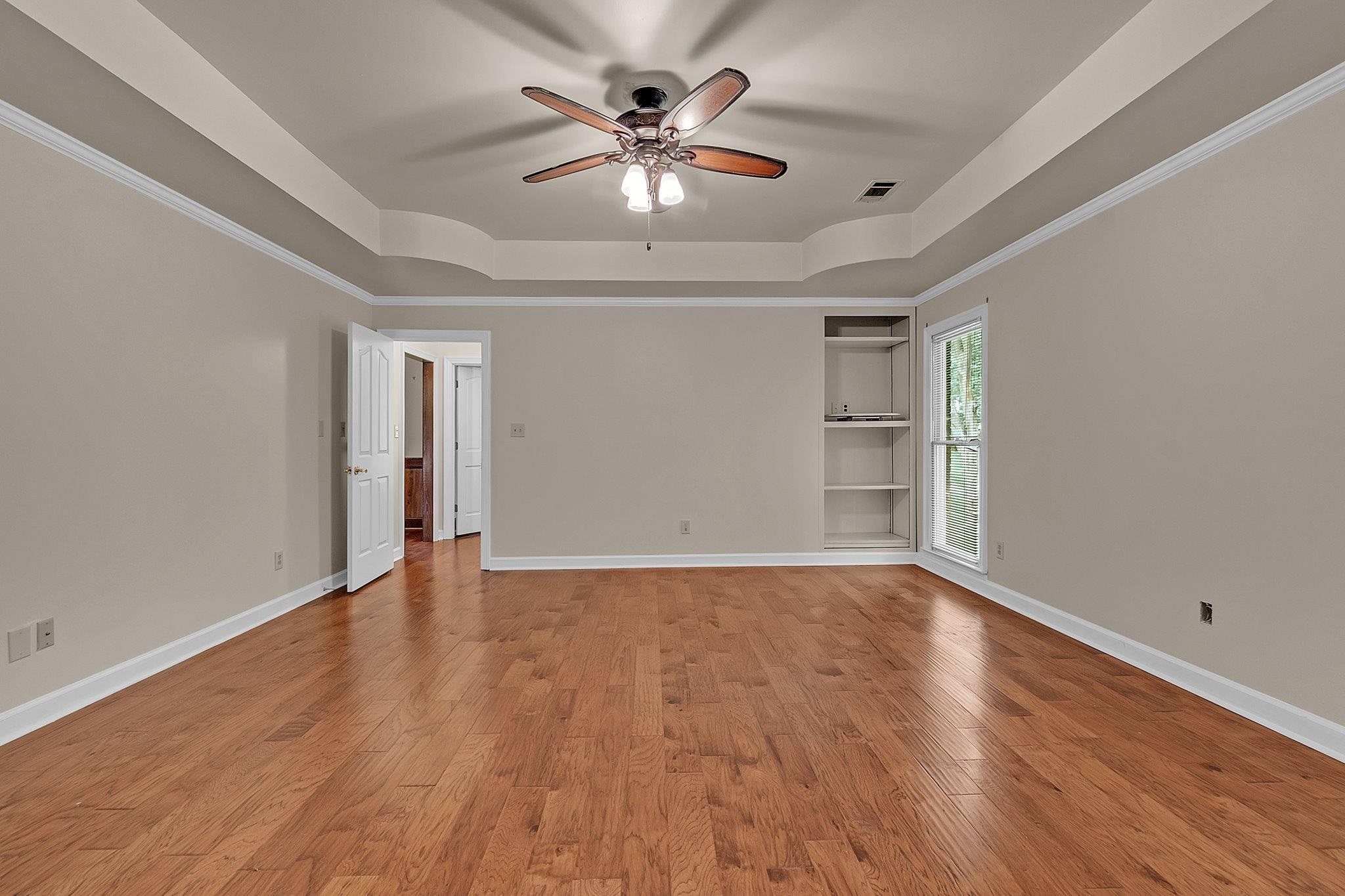8953 Planters Woods Cv Property Photo 15