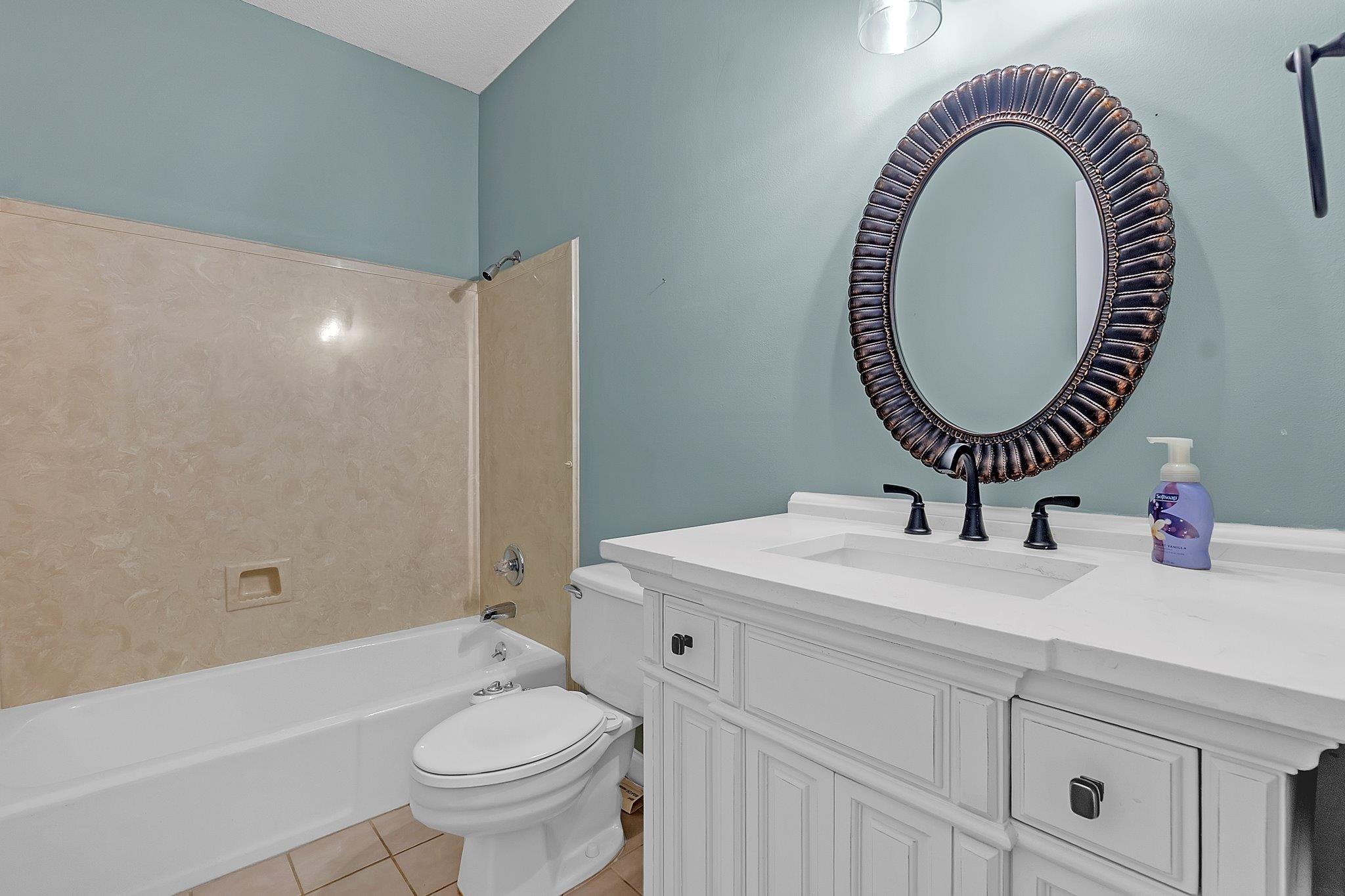 8953 Planters Woods Cv Property Photo 22