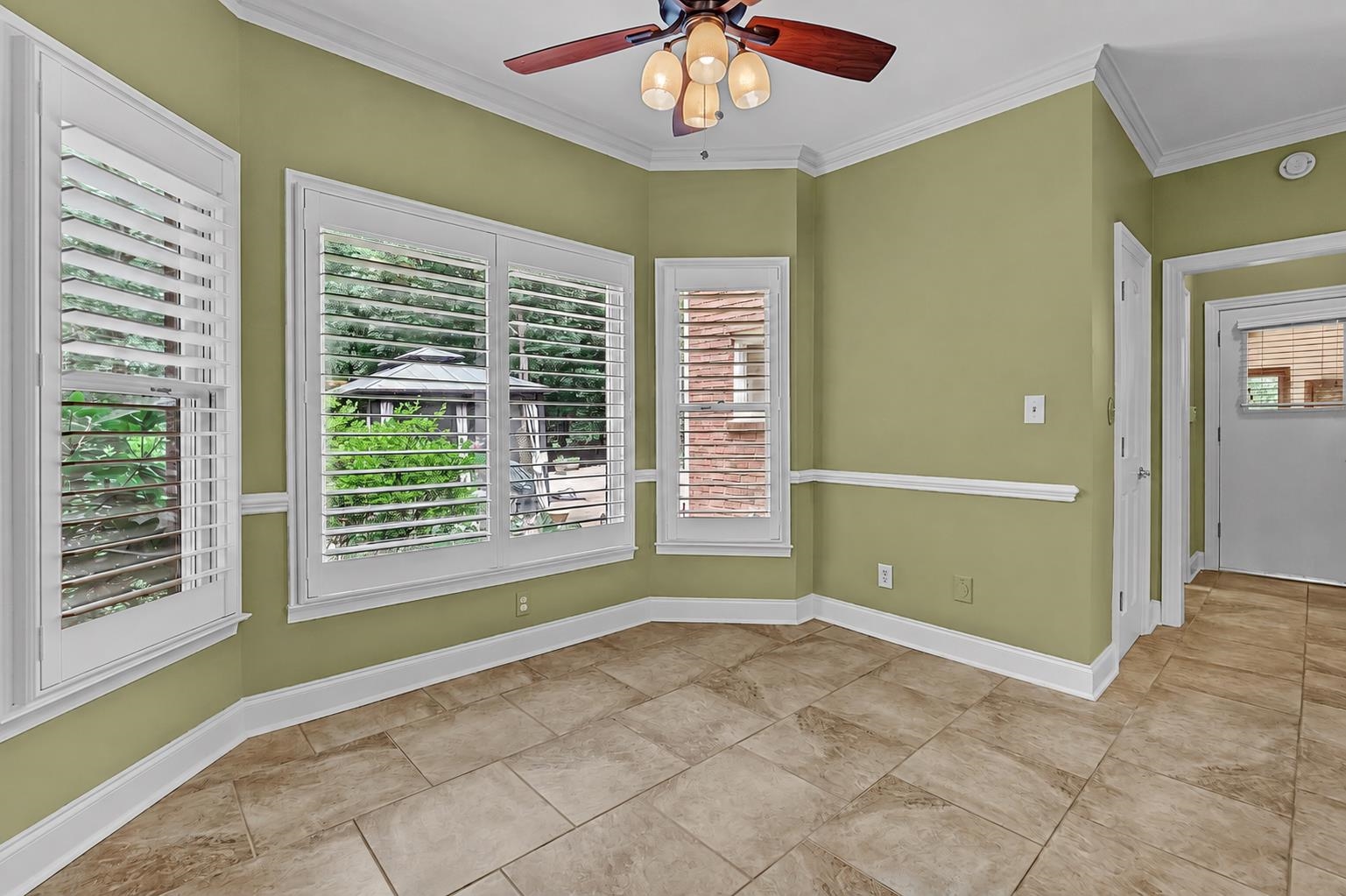 8953 Planters Woods Cv Property Photo 23