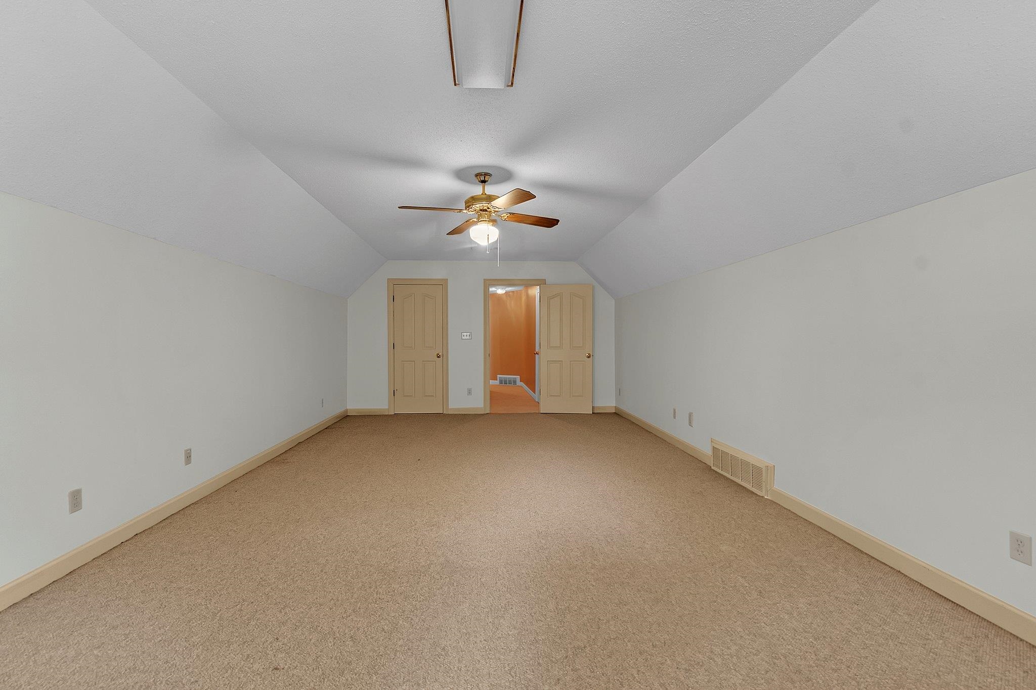 8953 Planters Woods Cv Property Photo 27
