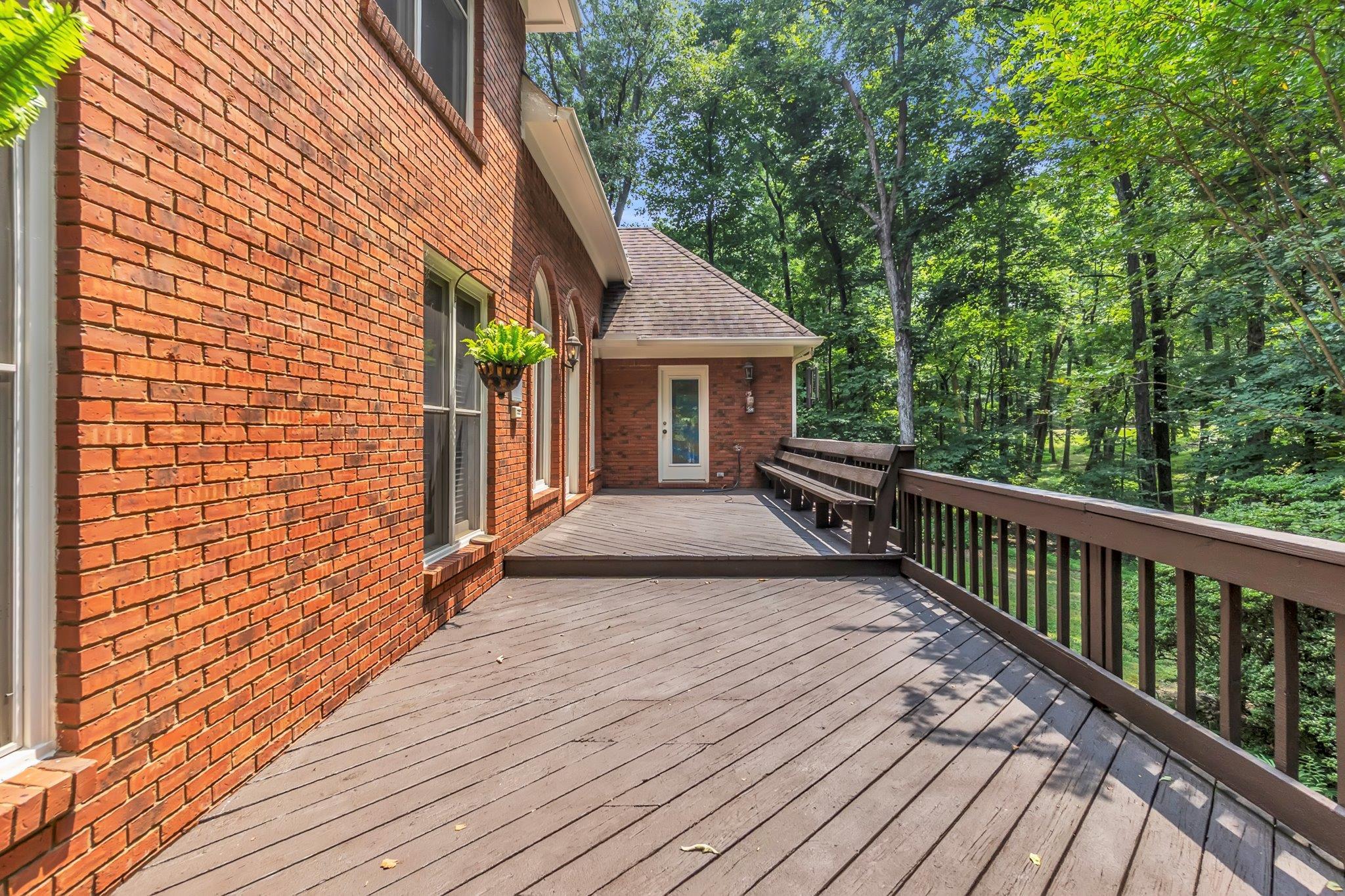 8953 Planters Woods Cv Property Photo 36