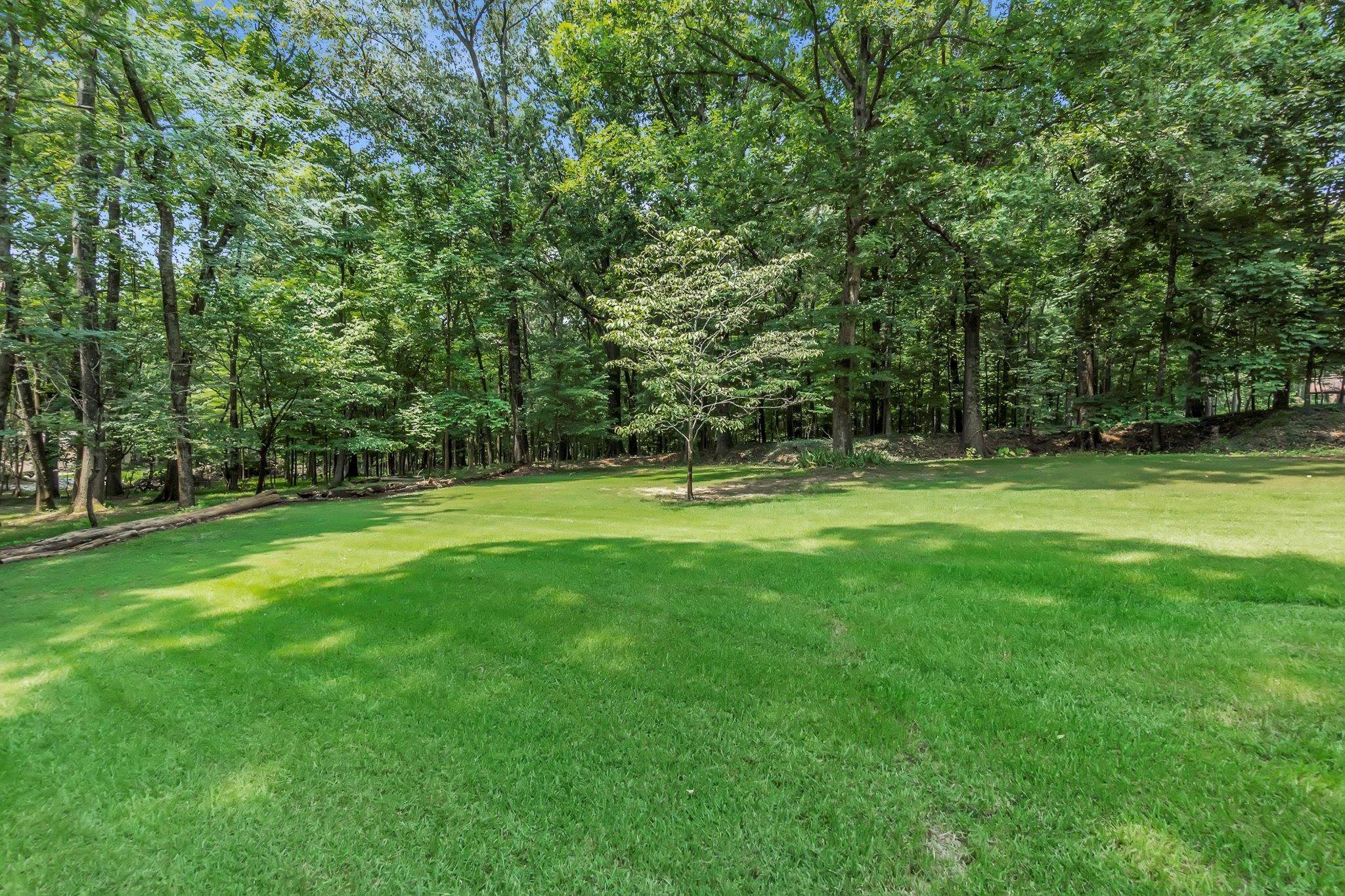 8953 Planters Woods Cv Property Photo 38