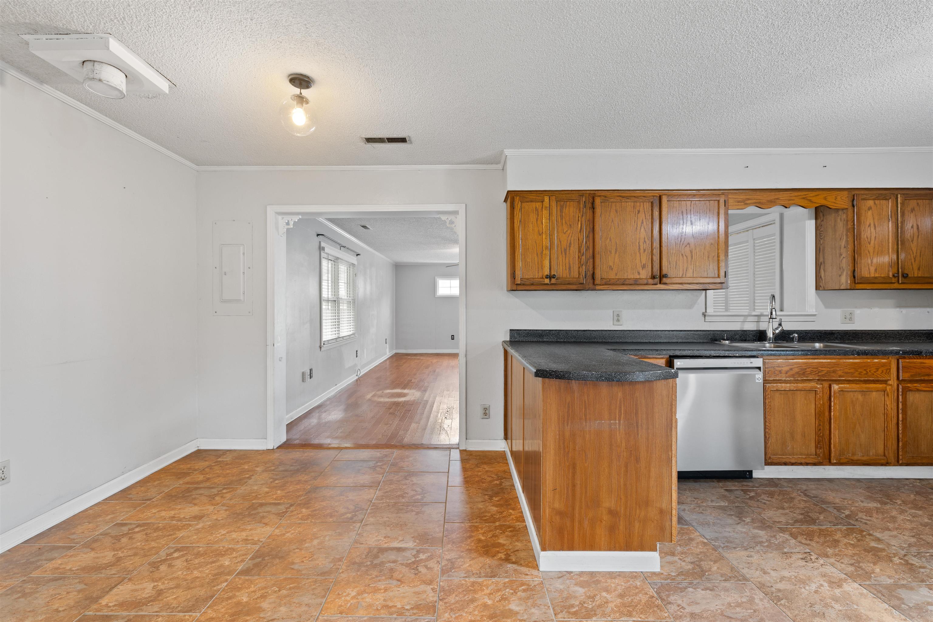1115 Feathers Chapel Rd Property Photo 12