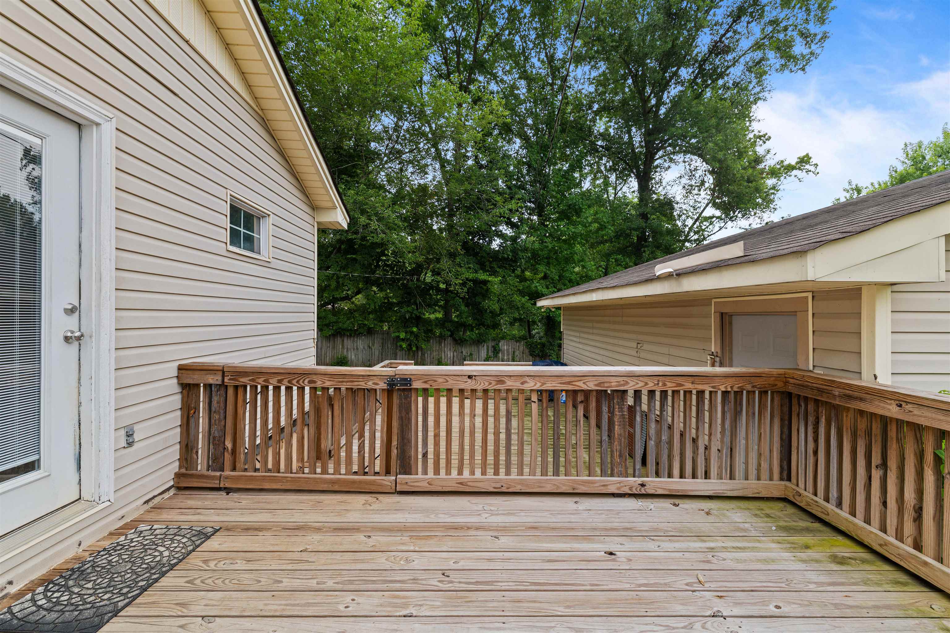 1115 Feathers Chapel Rd Property Photo 23
