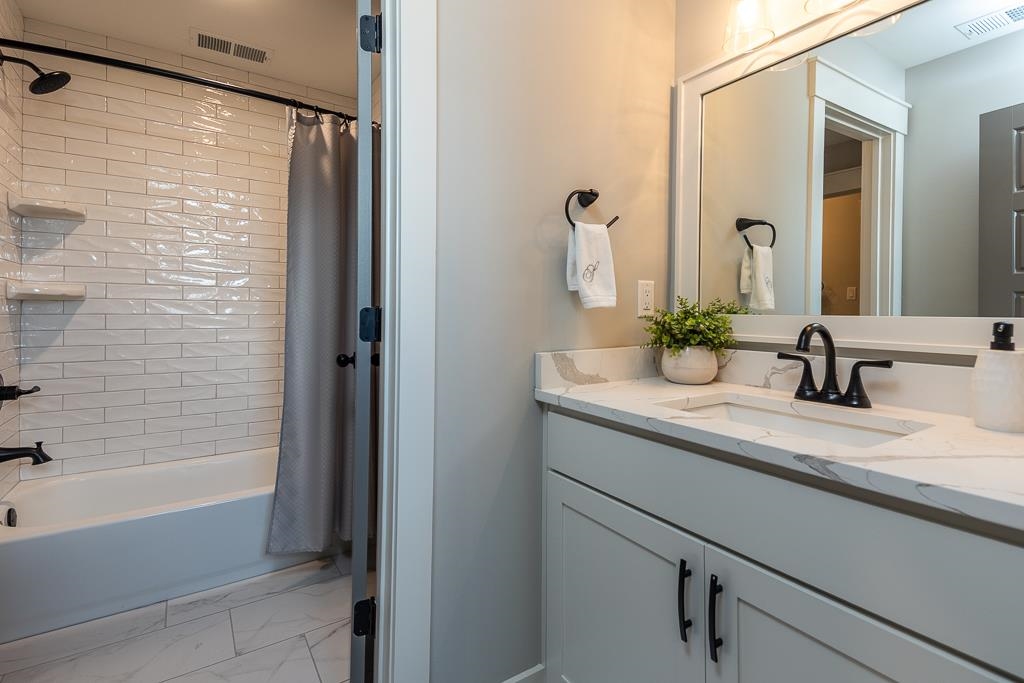 12787 Mccartney Ln Property Photo 23
