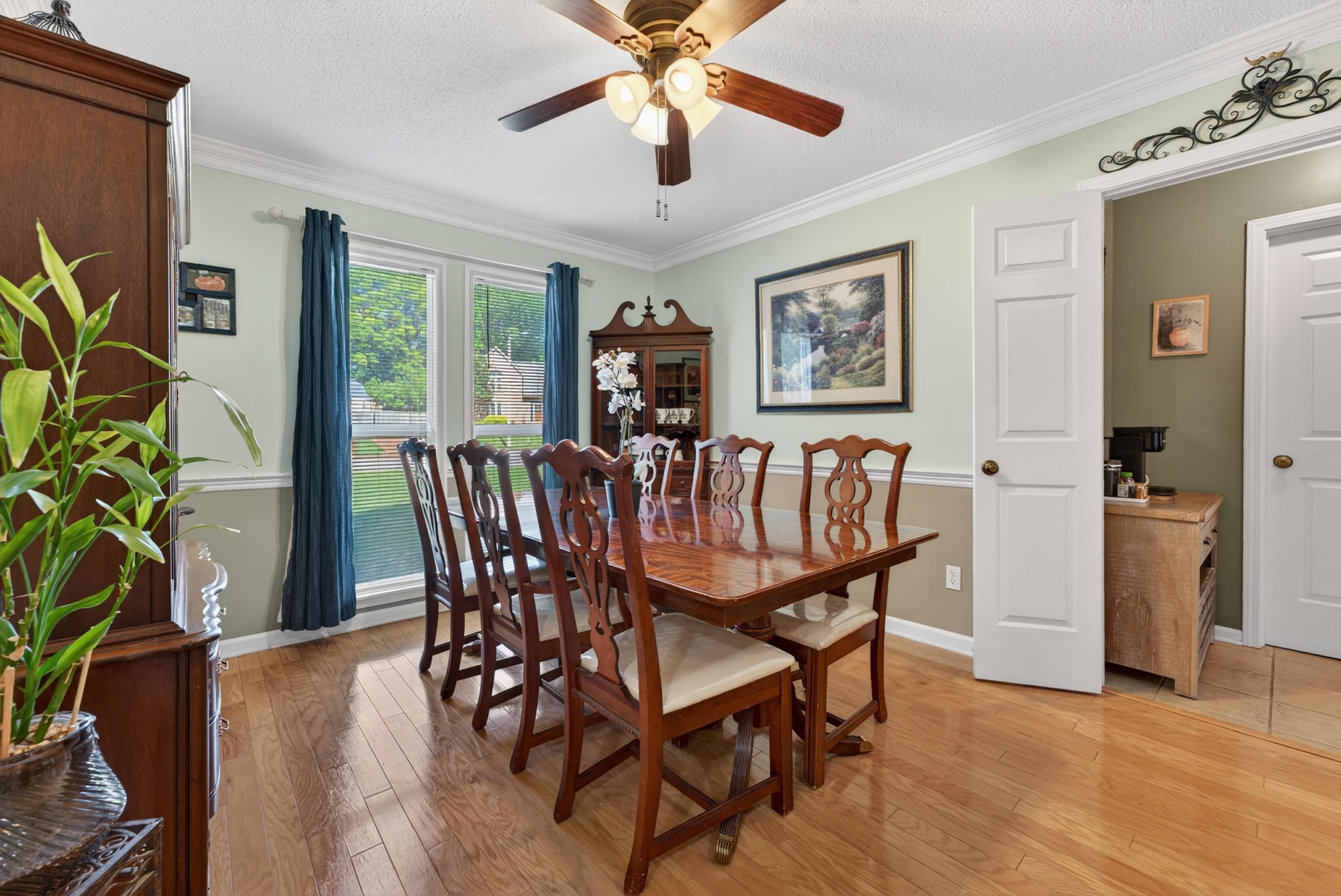 1028 Winleaf Dr Property Photo 10