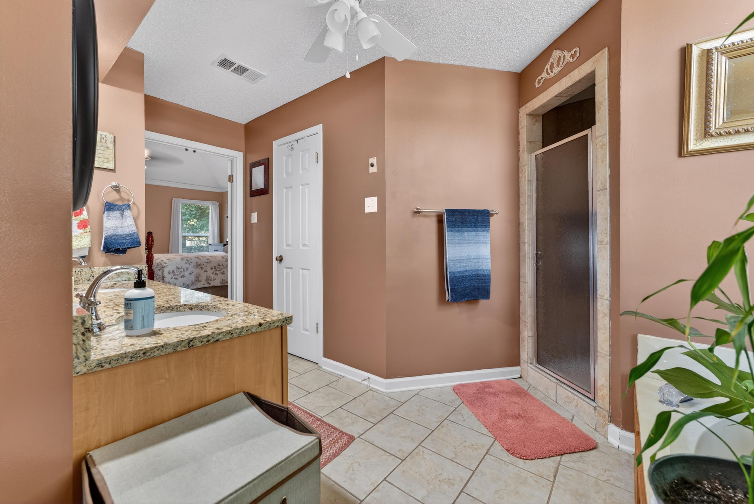 1028 Winleaf Dr Property Photo 16