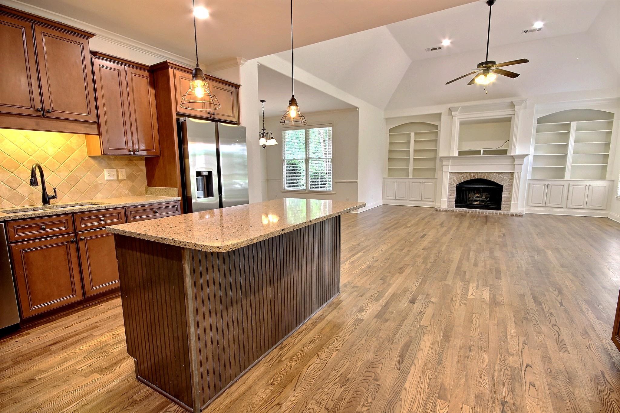 1581 Brackenshire Ln Property Photo 9