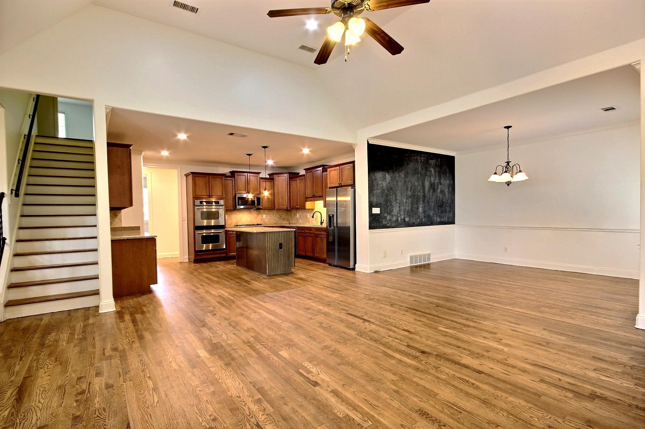 1581 Brackenshire Ln Property Photo 13