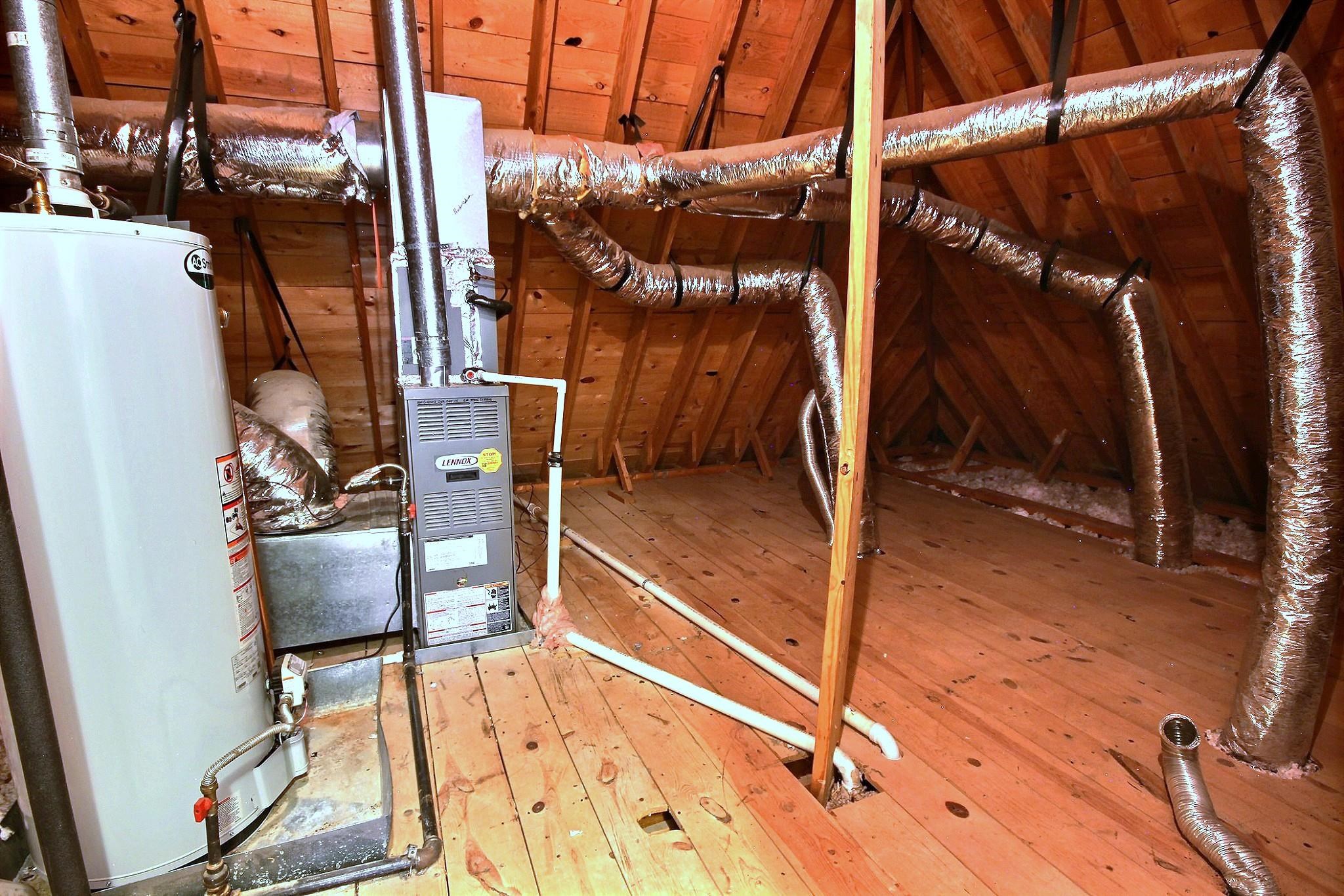 1581 Brackenshire Ln Property Photo 29