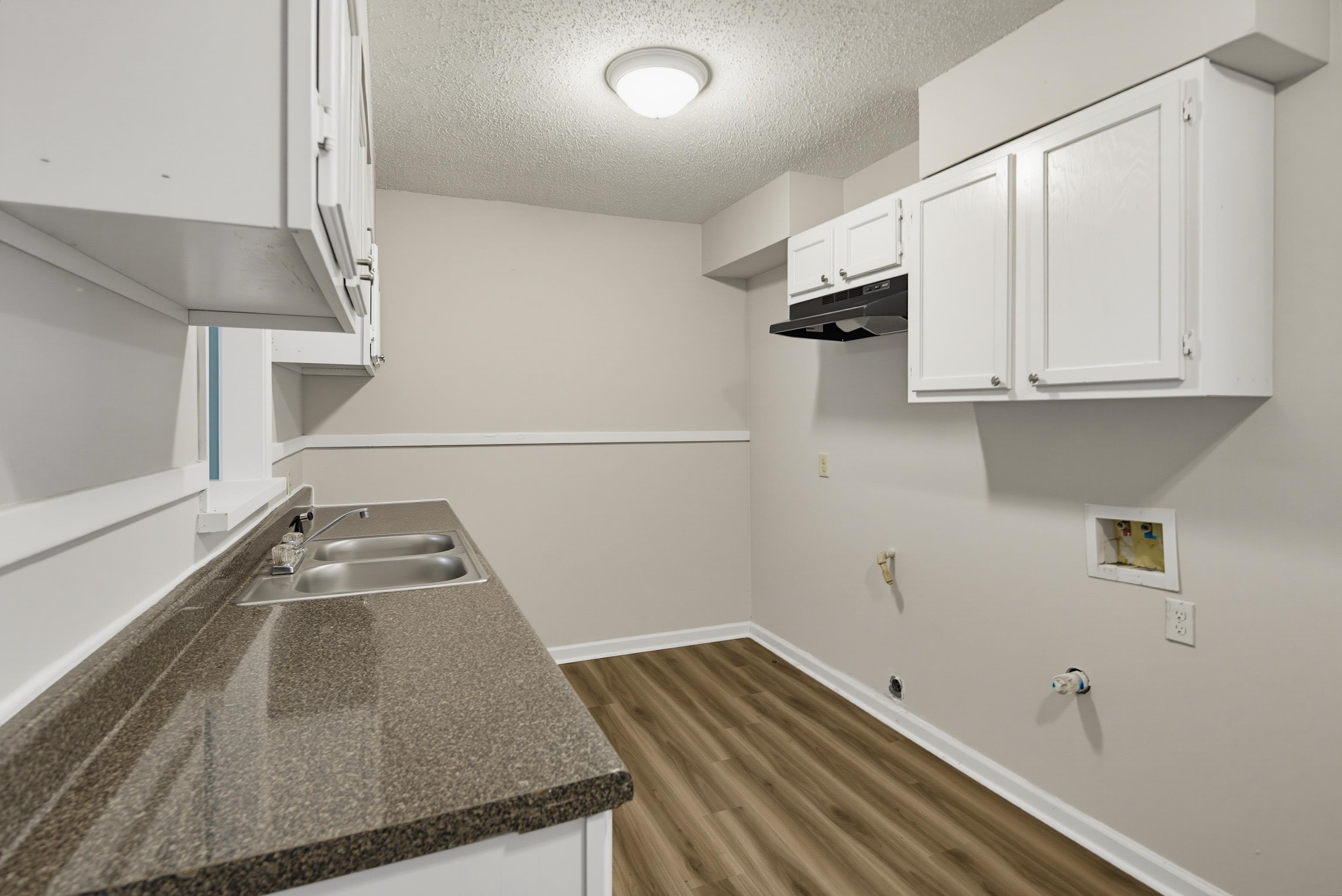 4497 Garnett Rd Property Photo 12