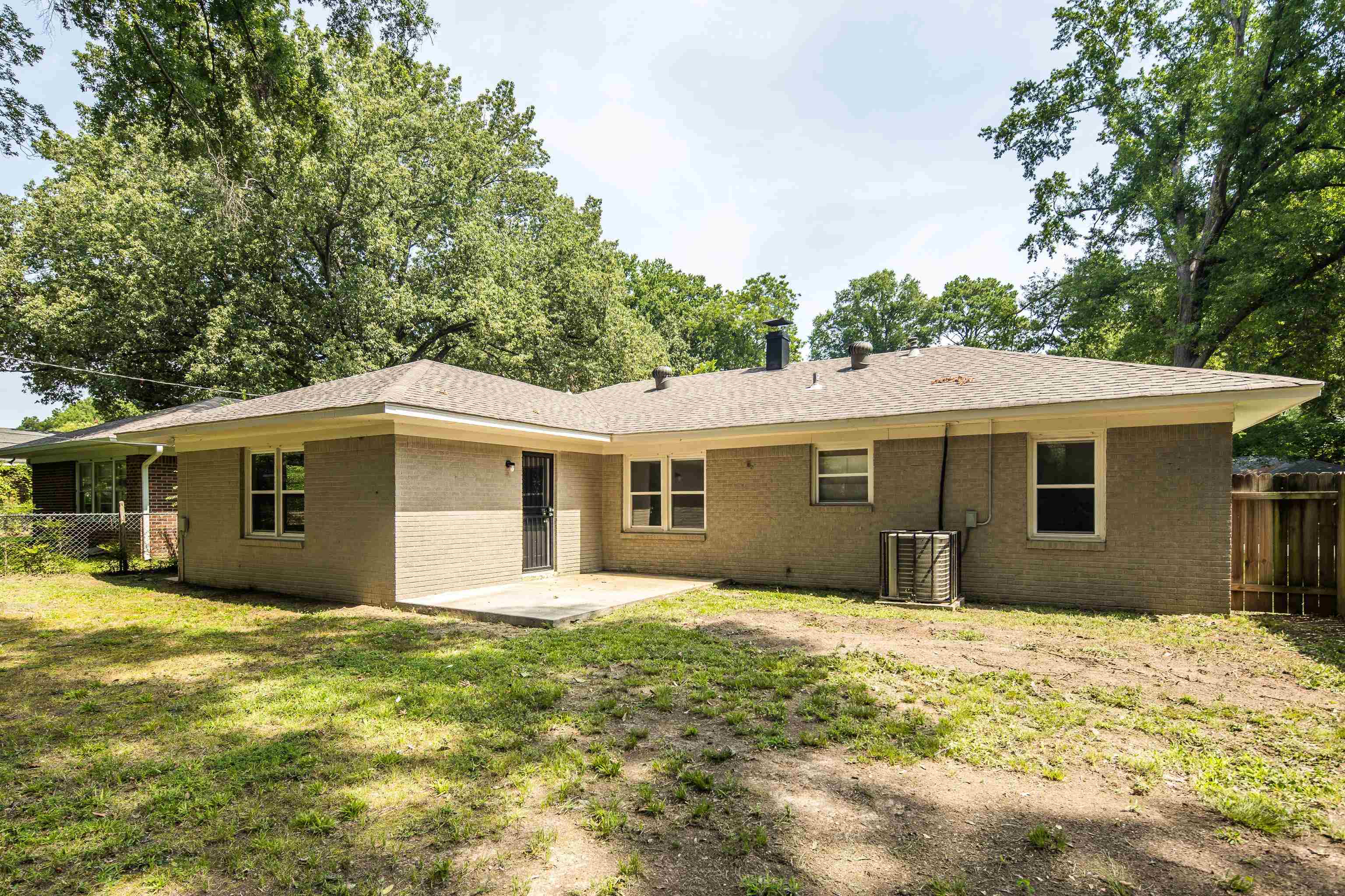 4497 Garnett Rd Property Photo 24
