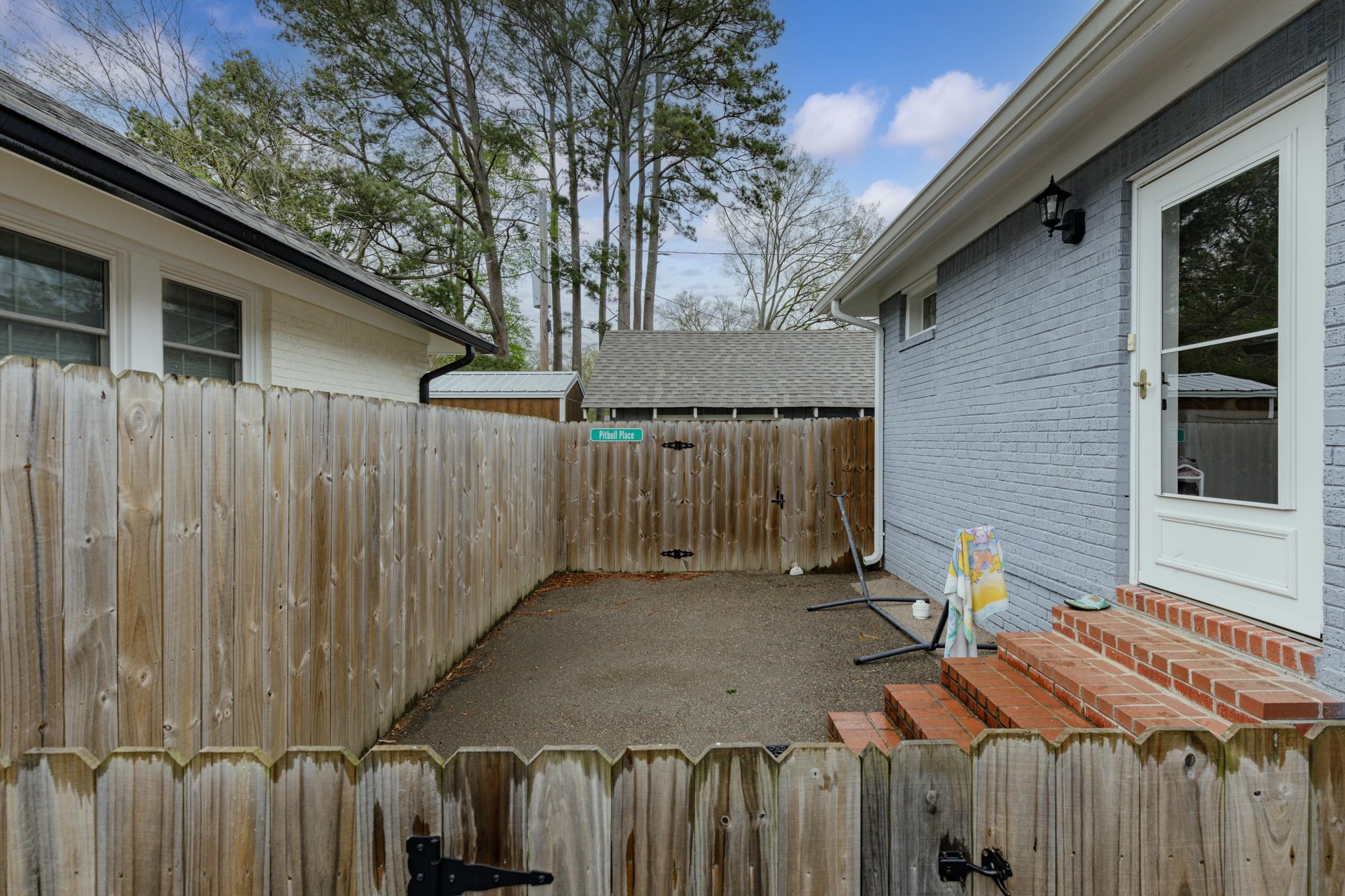 817 Main St Property Photo 24