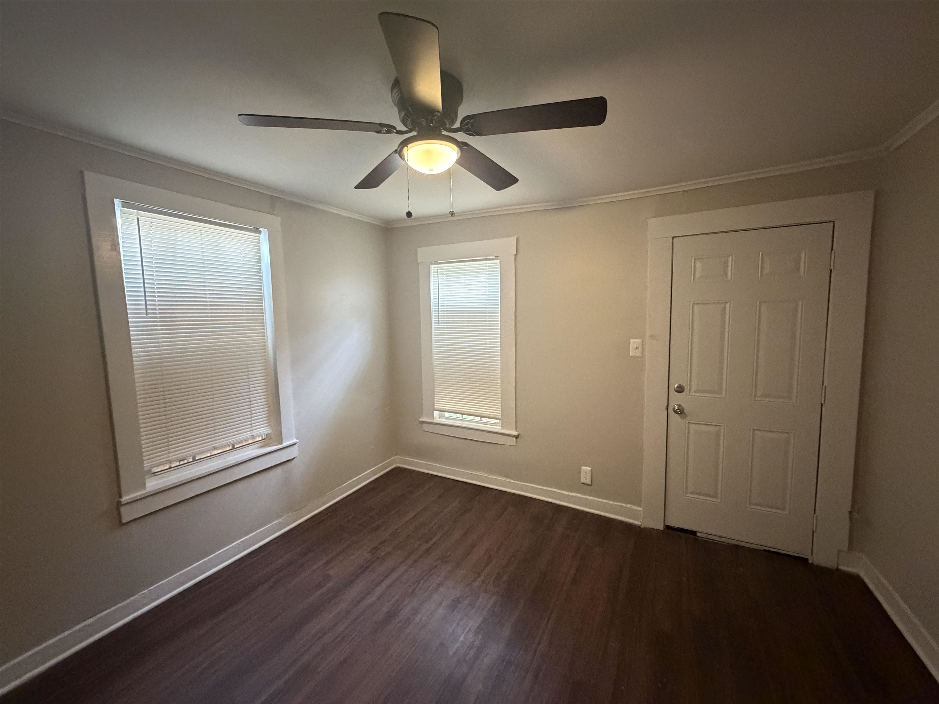 2074 Lowell Ave Property Photo 4