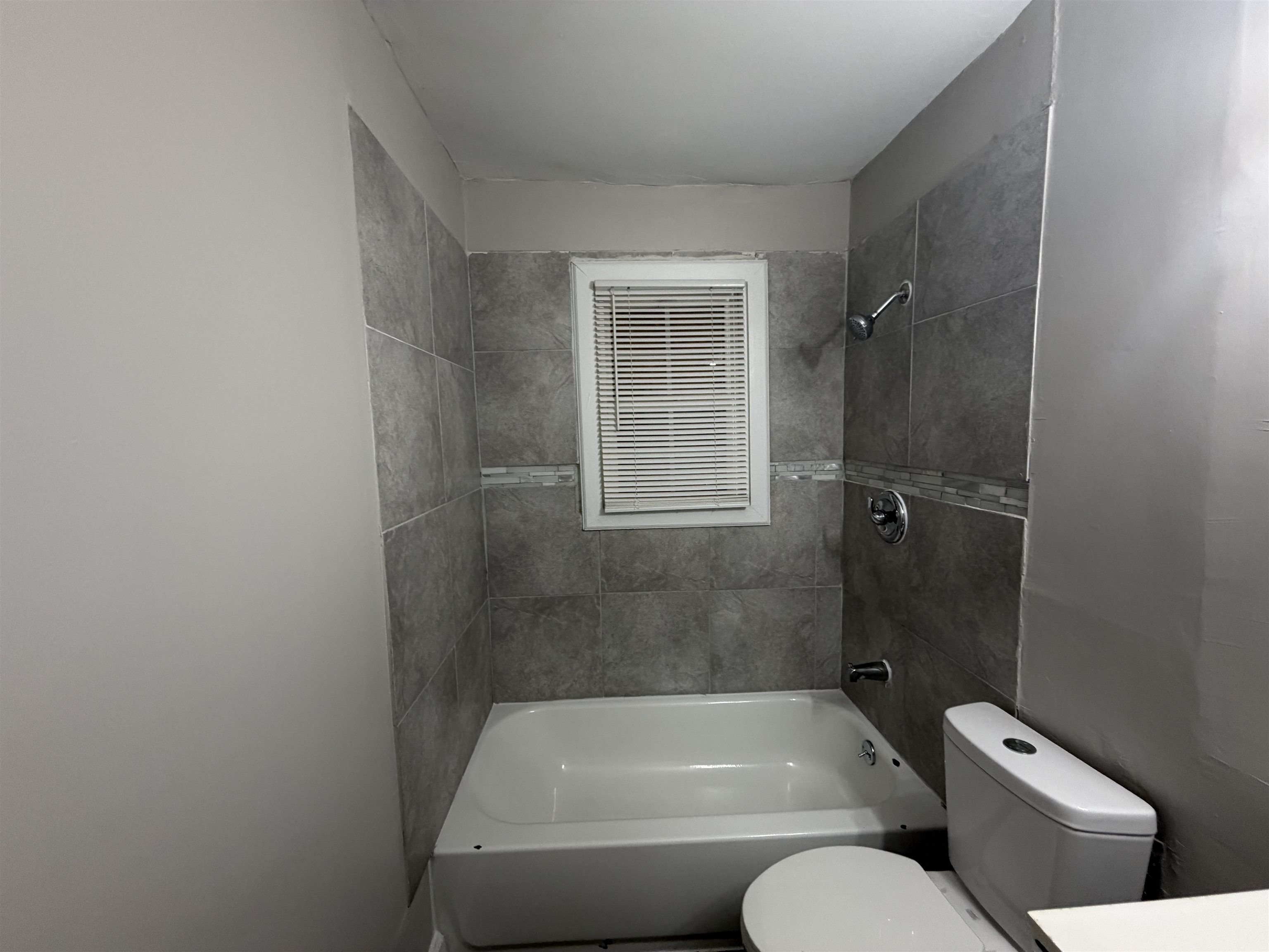 2074 Lowell Ave Property Photo 13
