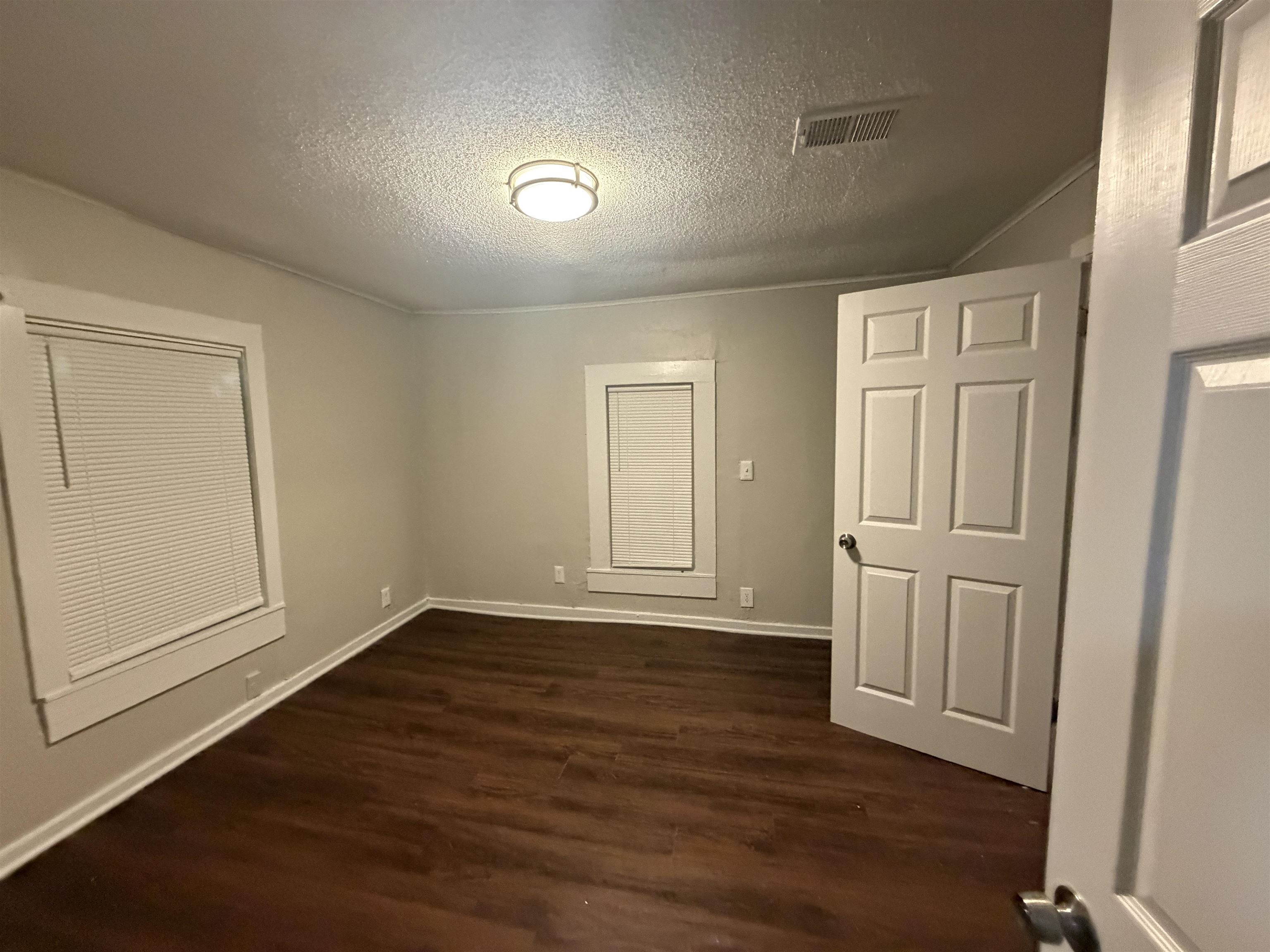 2074 Lowell Ave Property Photo 17