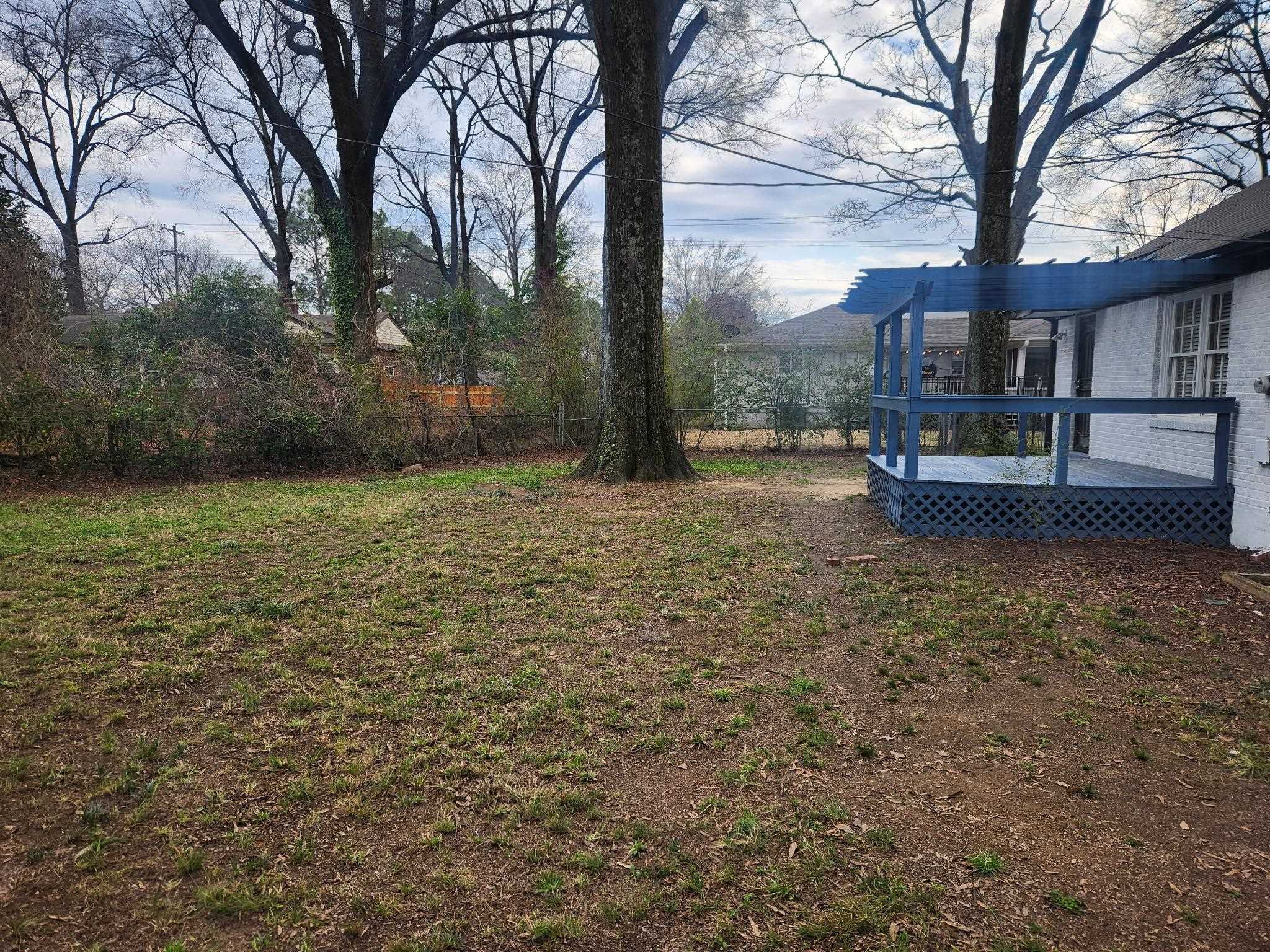 866 Colonial Rd Property Photo 14