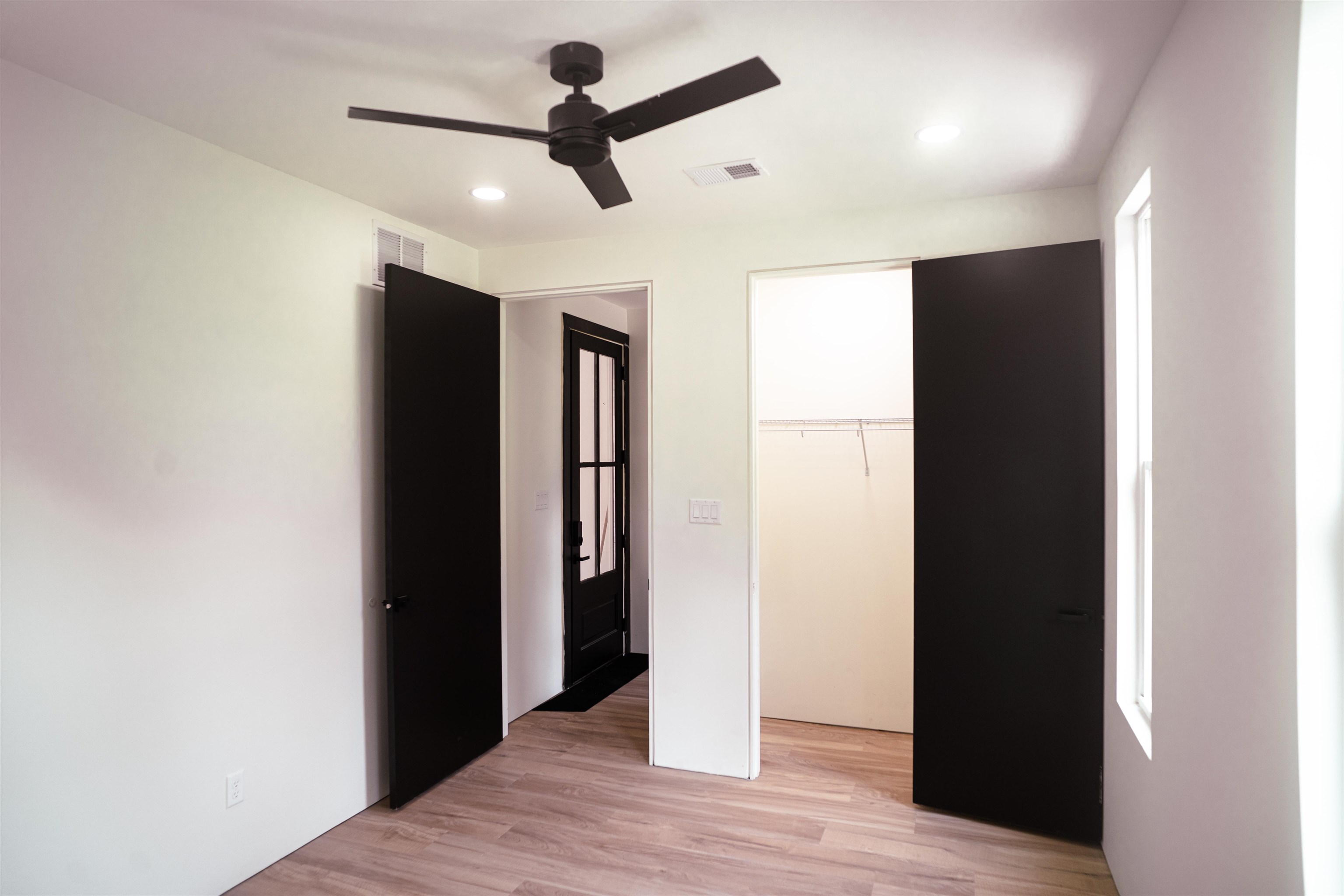 2839 Carnes Ave Property Photo 16