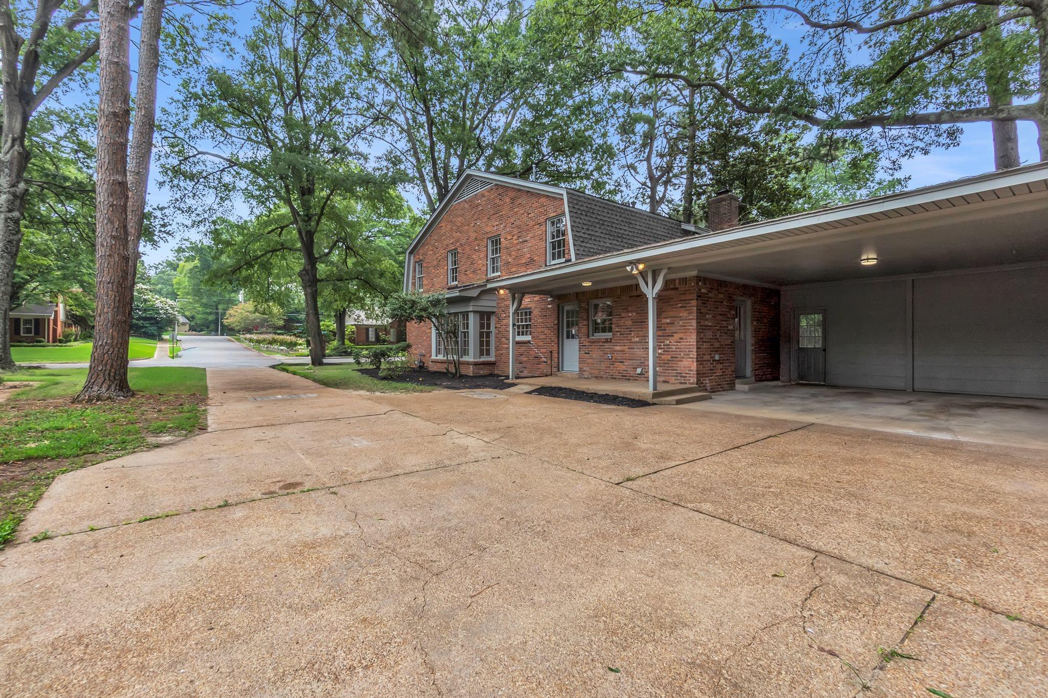 137 Perkins Ext Property Photo 30