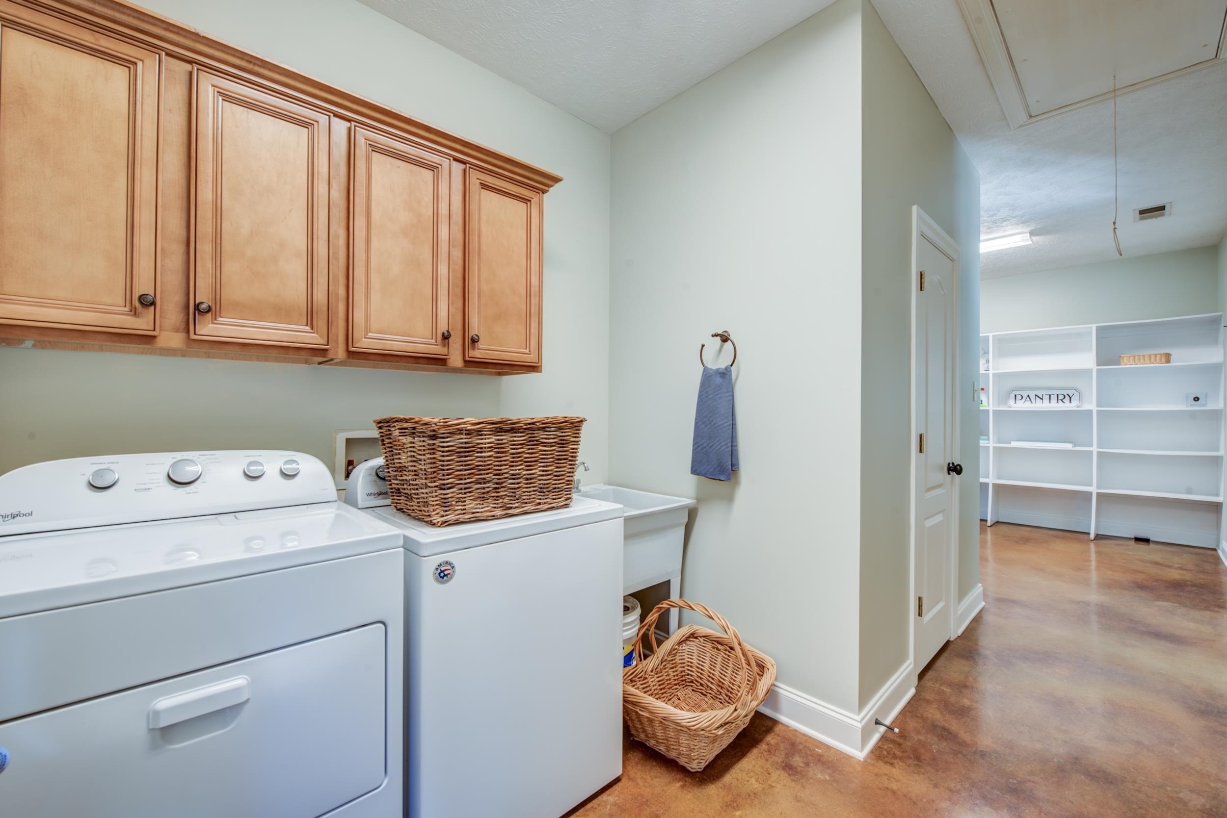 1215 Beaver Creek Rd Property Photo 34