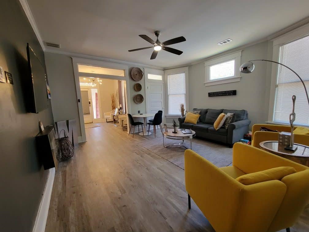 1068 S Rembert St Property Photo 6