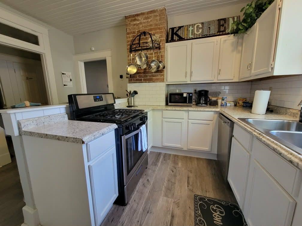 1068 S Rembert St Property Photo 8