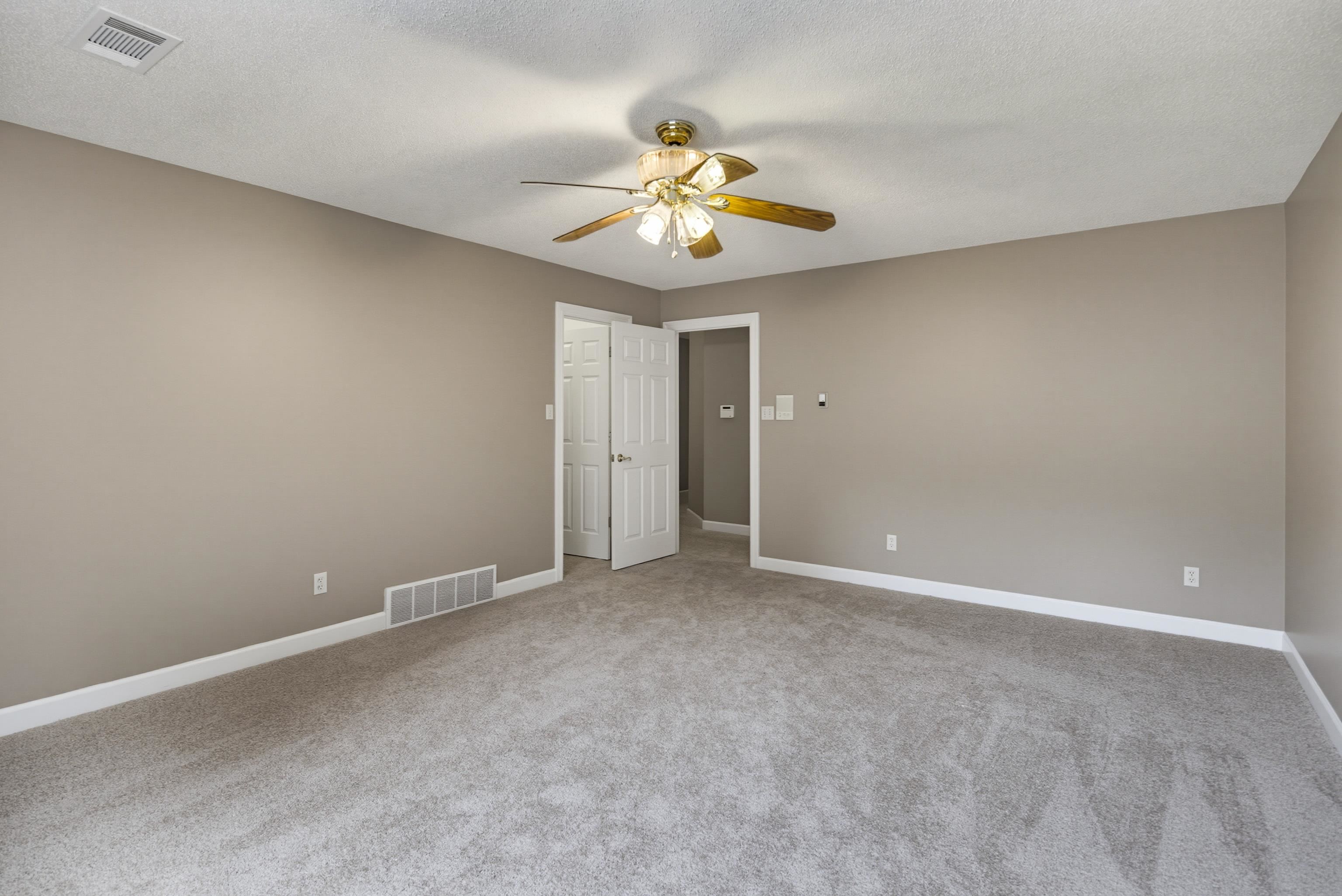 10465 Bentbrooke Dr Property Photo 26
