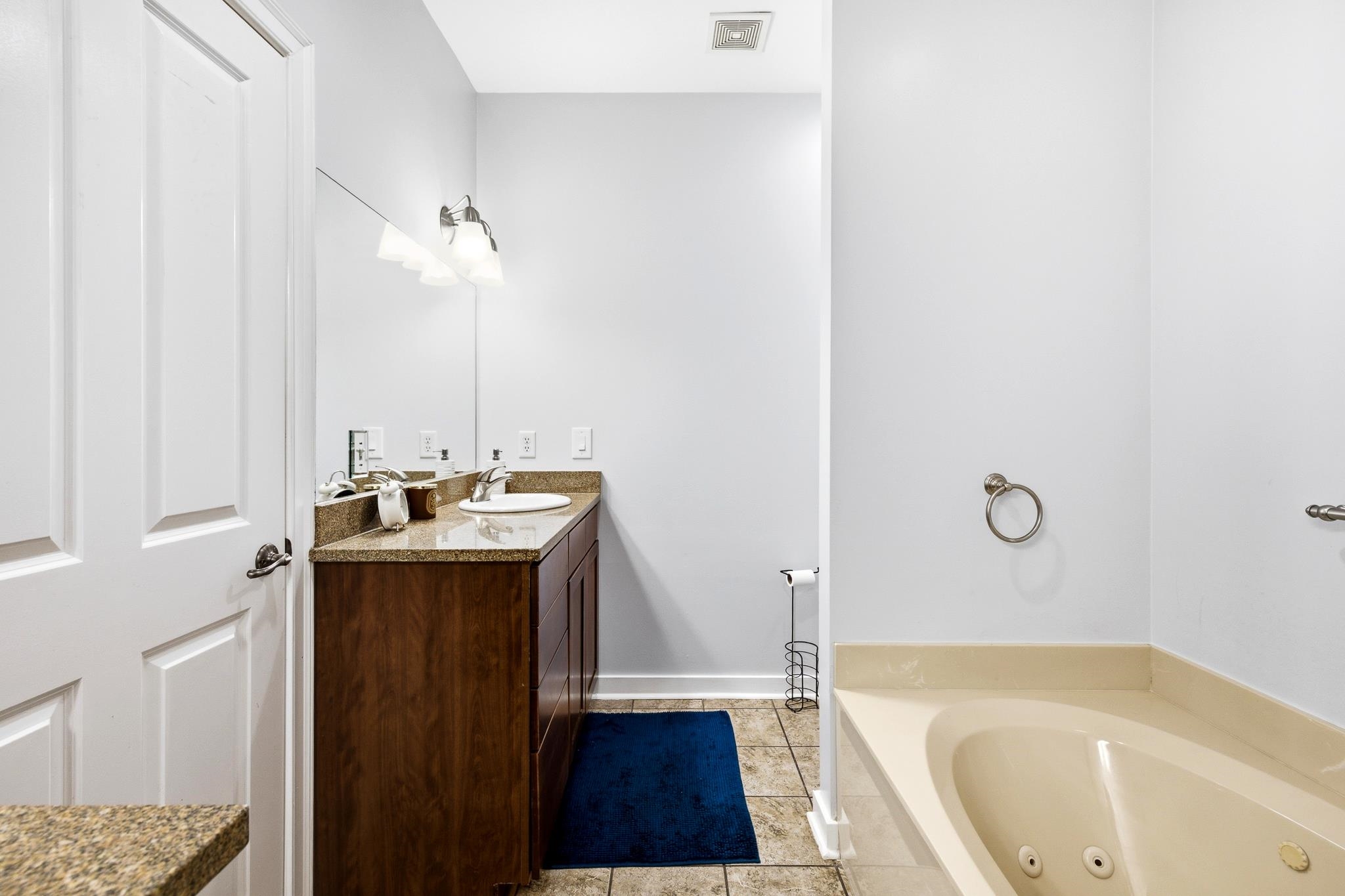 616 Denmark Dr 106 Property Photo 18