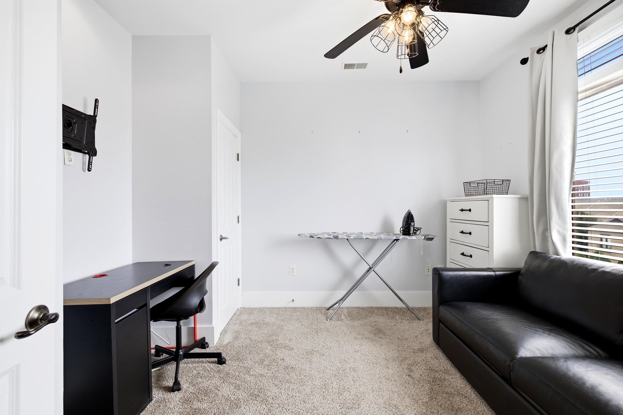 616 Denmark Dr 106 Property Photo 24