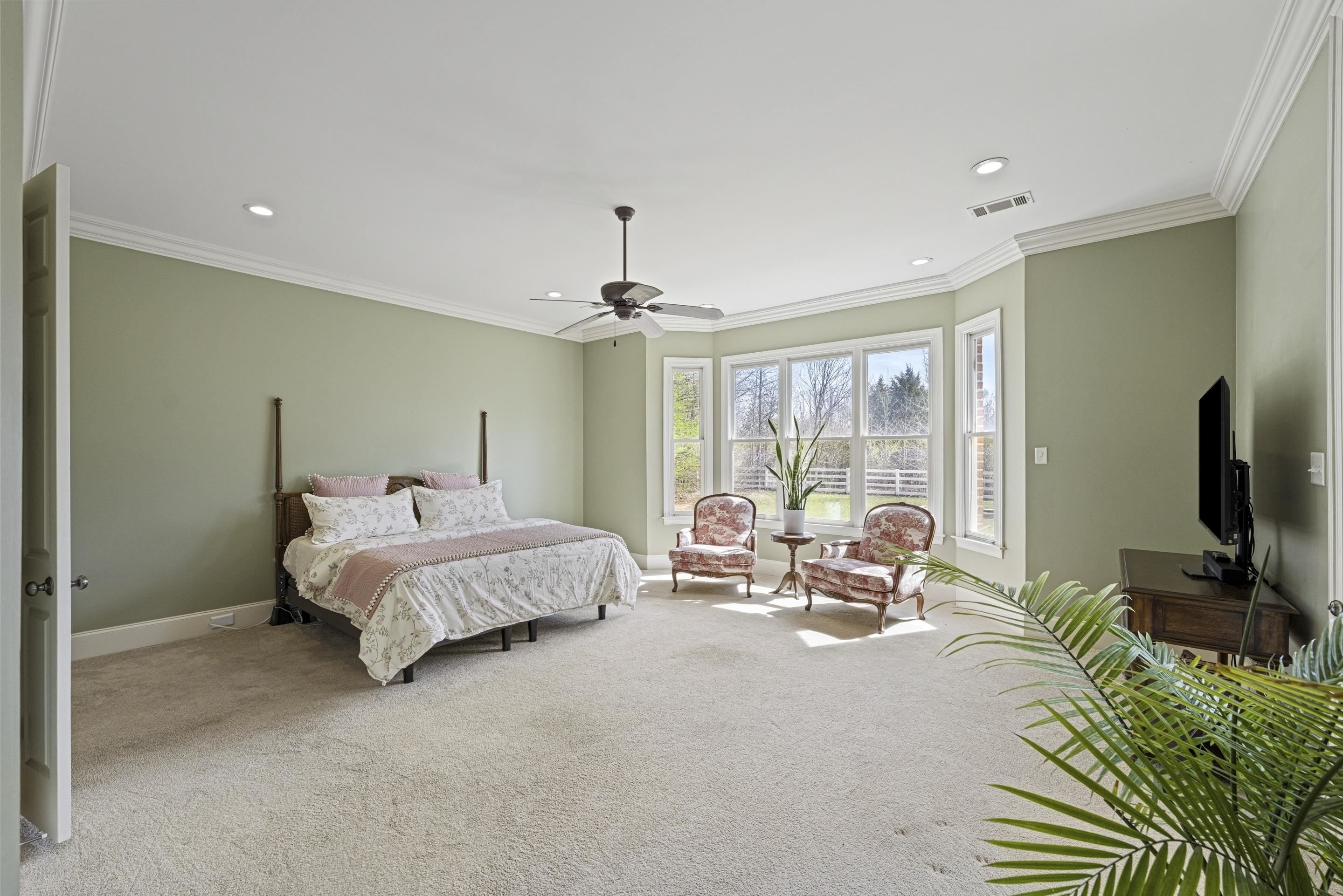 10491 Graybourne Dr Property Photo 18