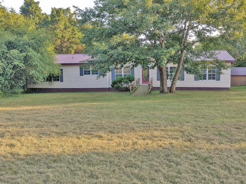 375 State Line Rd Property Photo 1