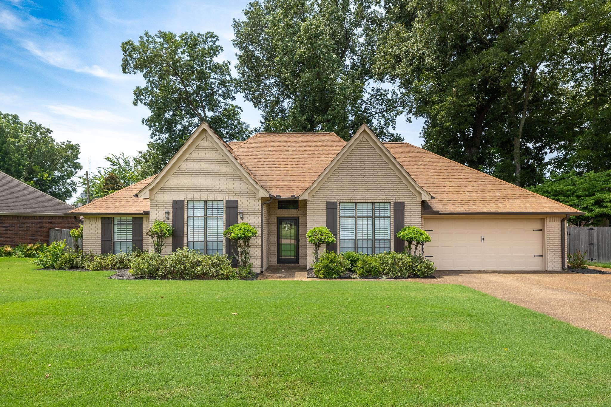 3615 SUMMERDALE DR DR