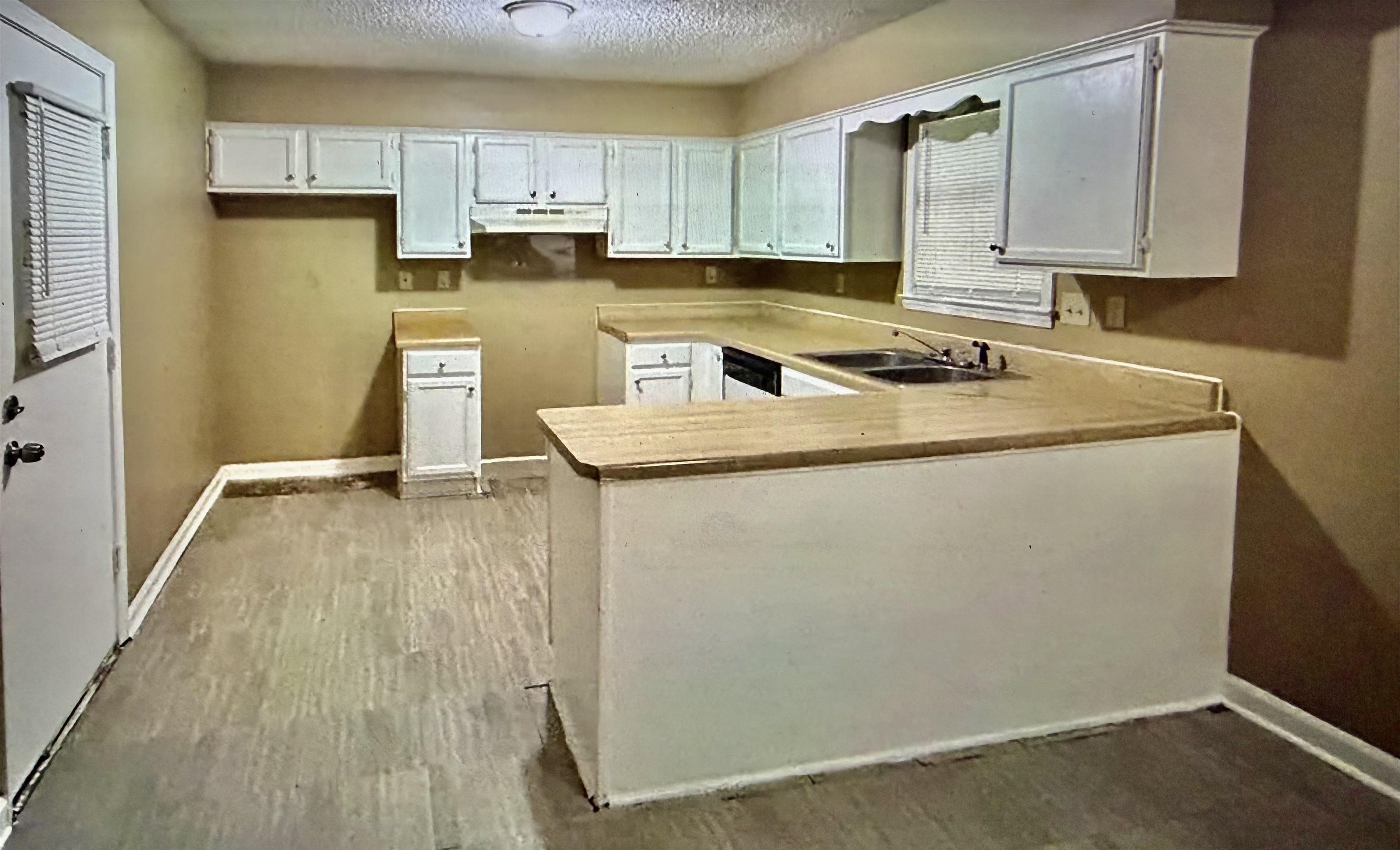 4331 Crimson Leaf Cv Property Photo 10