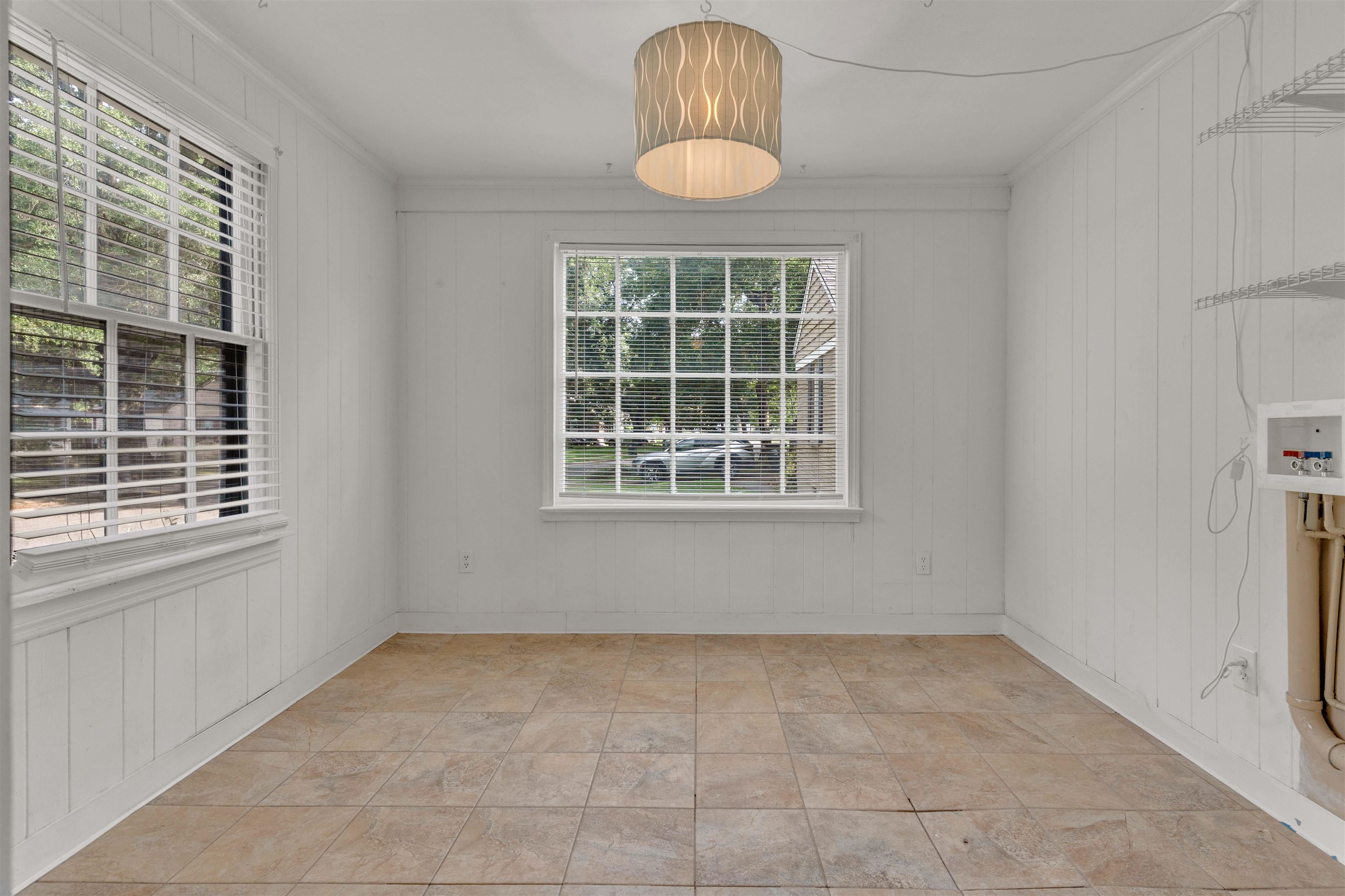 772 Buck St Property Photo 10