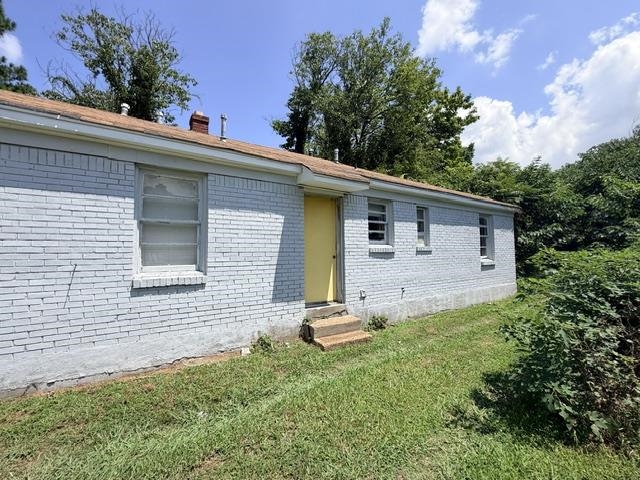 1744 Kansas Ave Property Photo 2