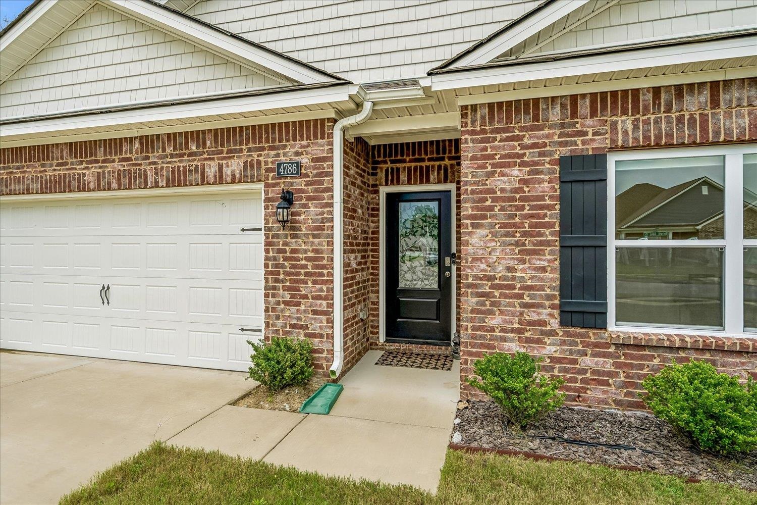 4786 Barrett Oaks Dr Property Photo 5