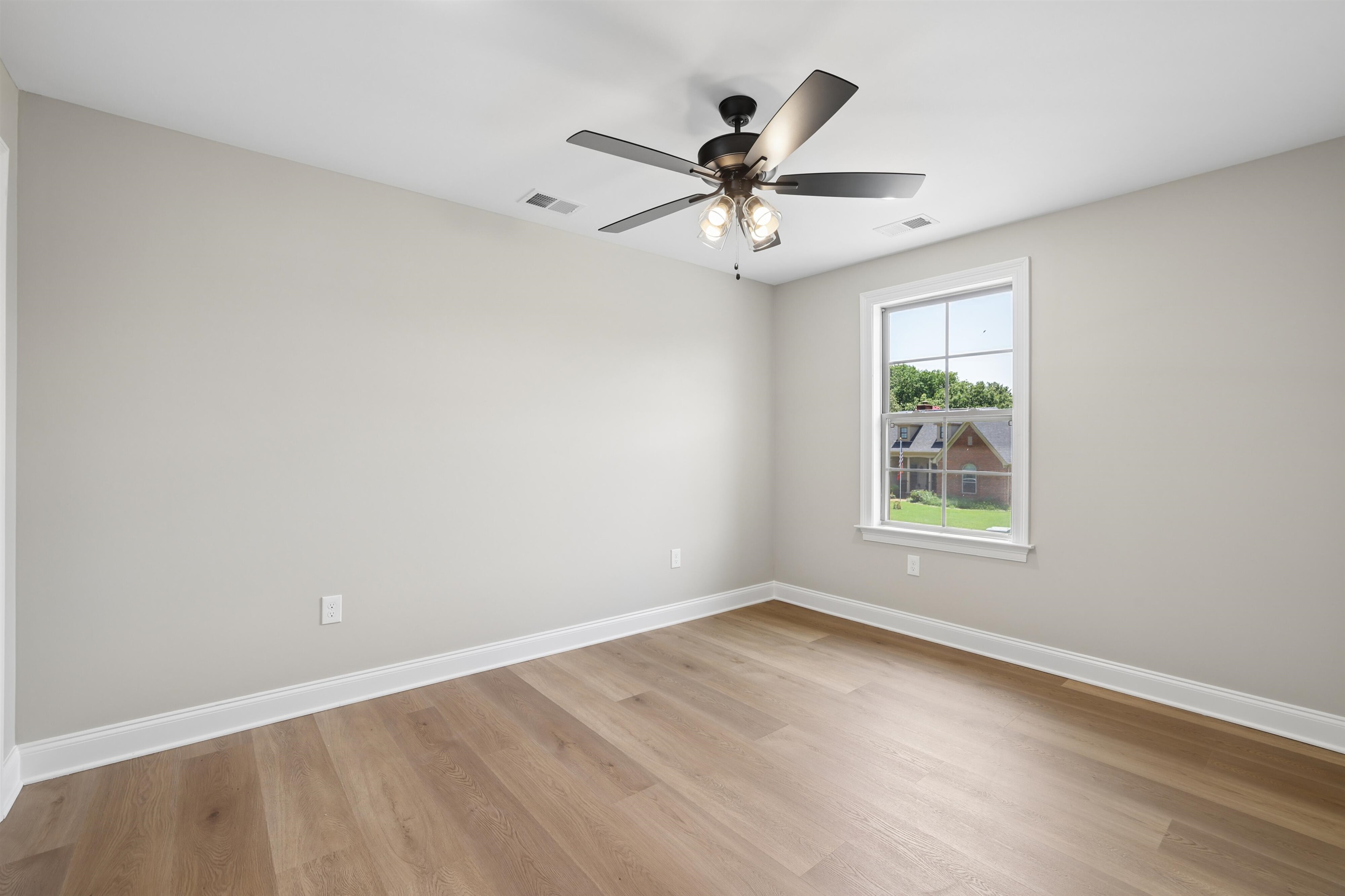 9624 Pine Point Dr Property Photo 20