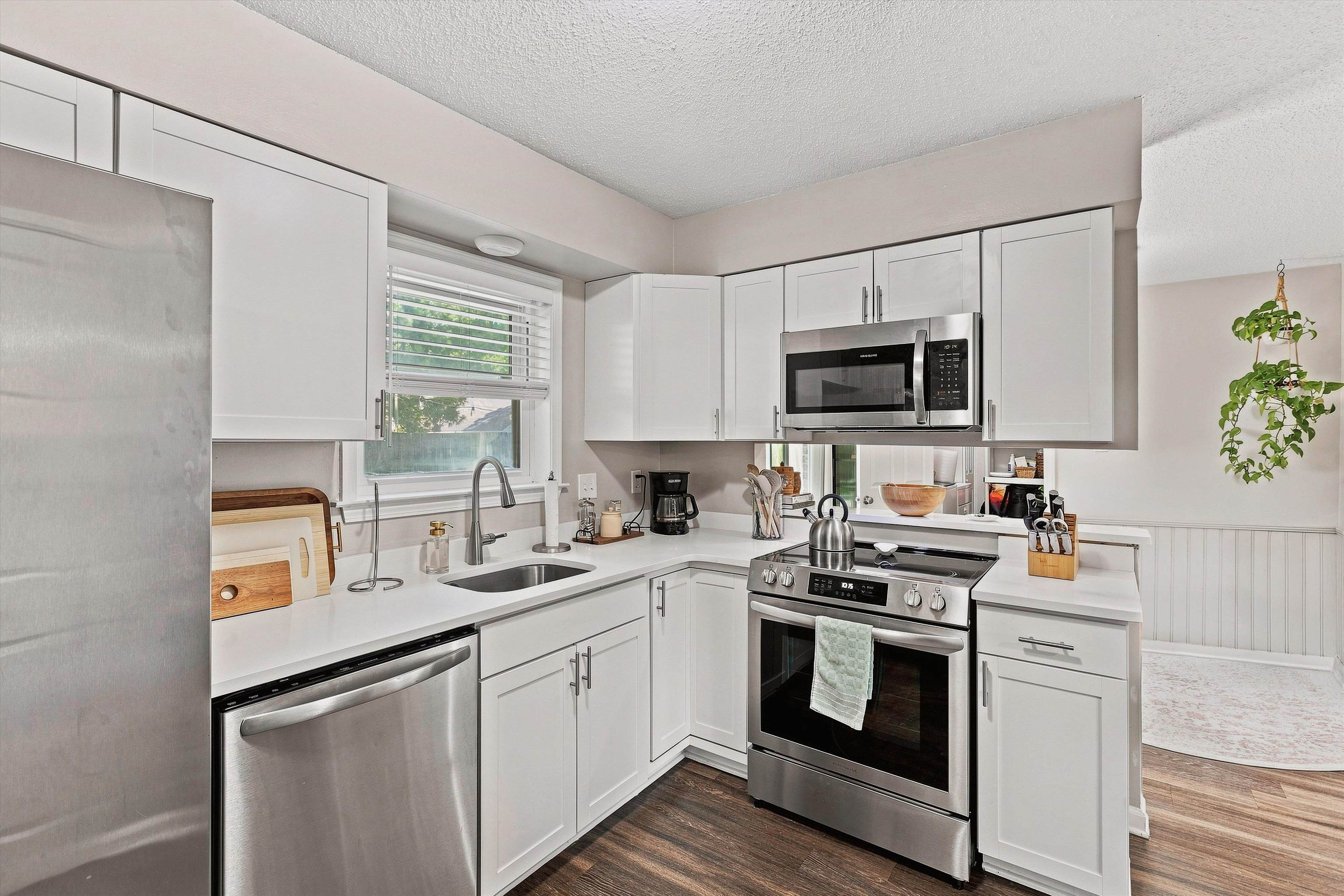 5281 Steuben Dr Property Photo 11